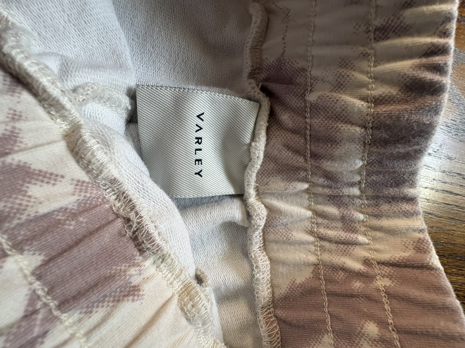 Varley Glade Taupe Tie Dye Drawstring Shorts Medium