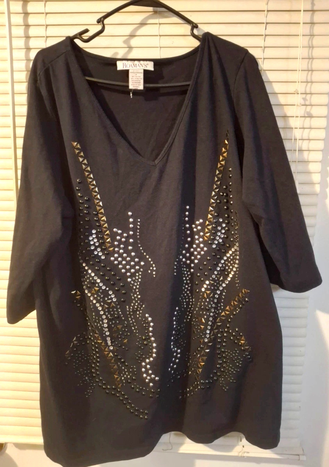 ROMAN’S Women’s plus size 1x black shirt sparkle with bling
