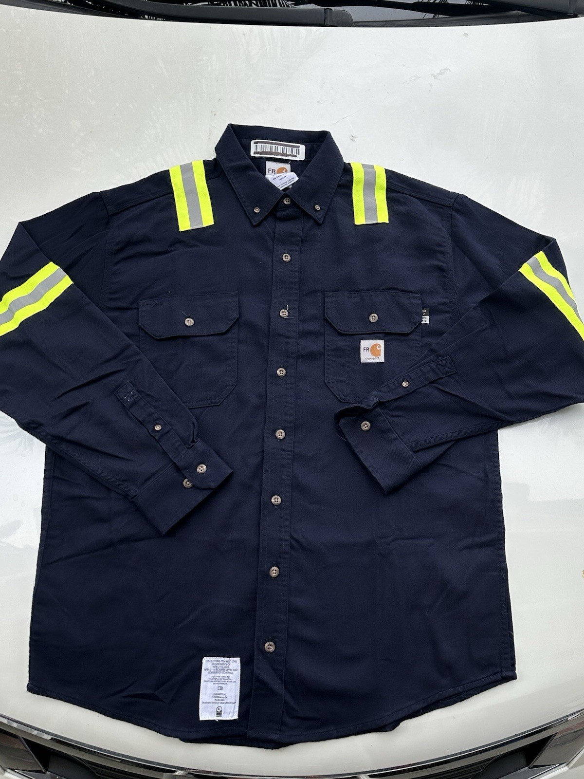 Lot Of 2 Carhartt FR Hi-Visibility Cotton Work Shirts Medium LJ CAT 2 NFPA 2112