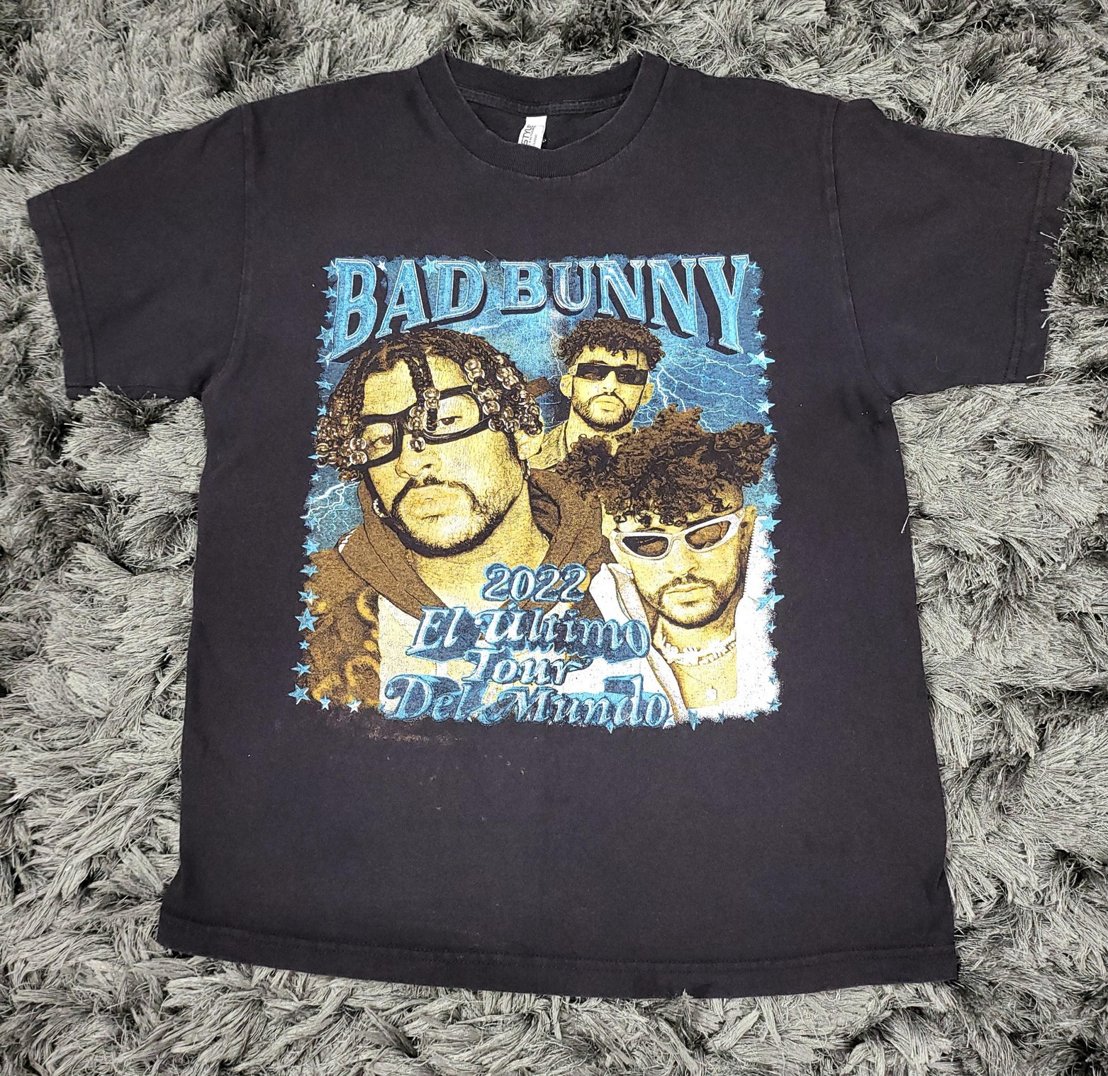 Bad Bunny Shirt Mens Medium Black 2022 El Ultimo Tour Del Mundo Music Concert