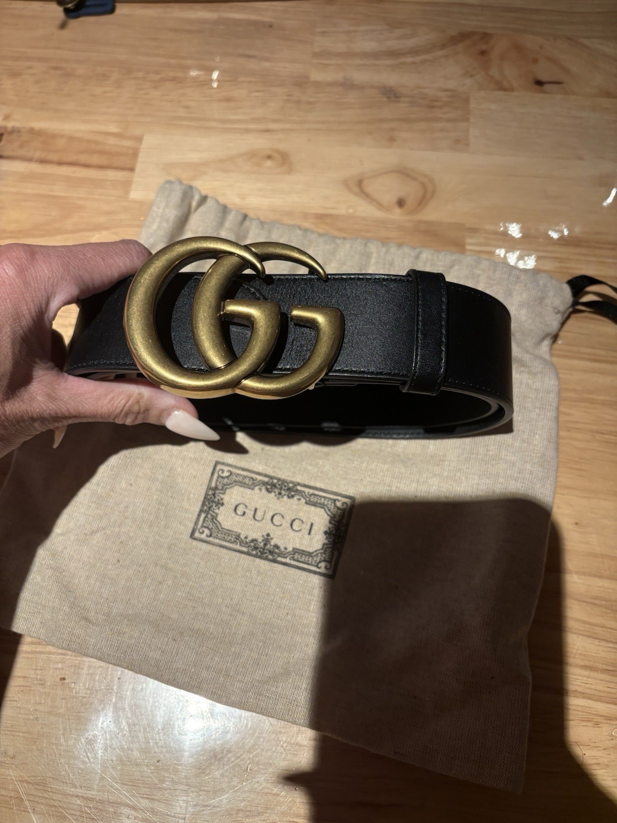 Gucci Women’s Black/Gold GG Logo Buckle Adjustable Fashion Belt Size 75-30