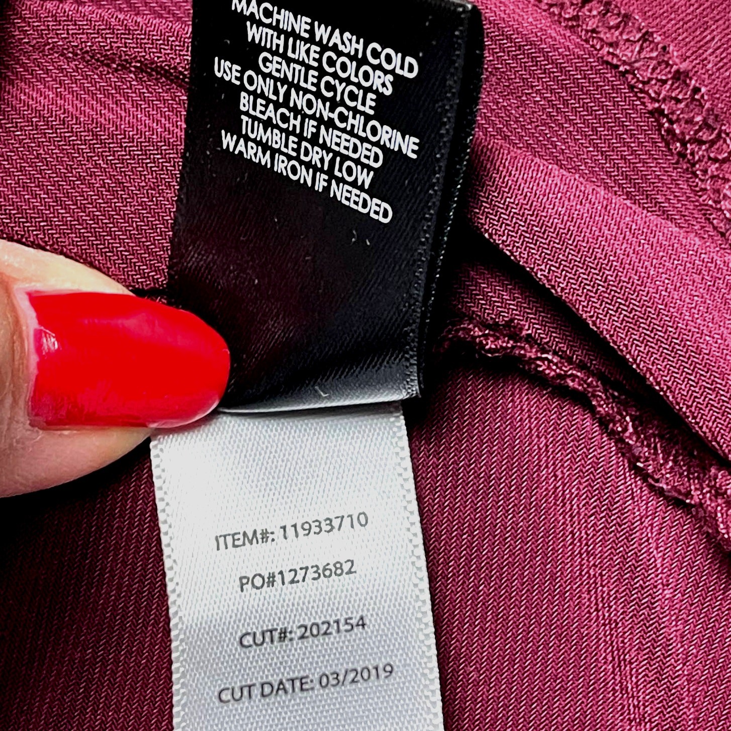 Torrid Solid Maroon Stretch Top Polyester/Spandex – Size 1
