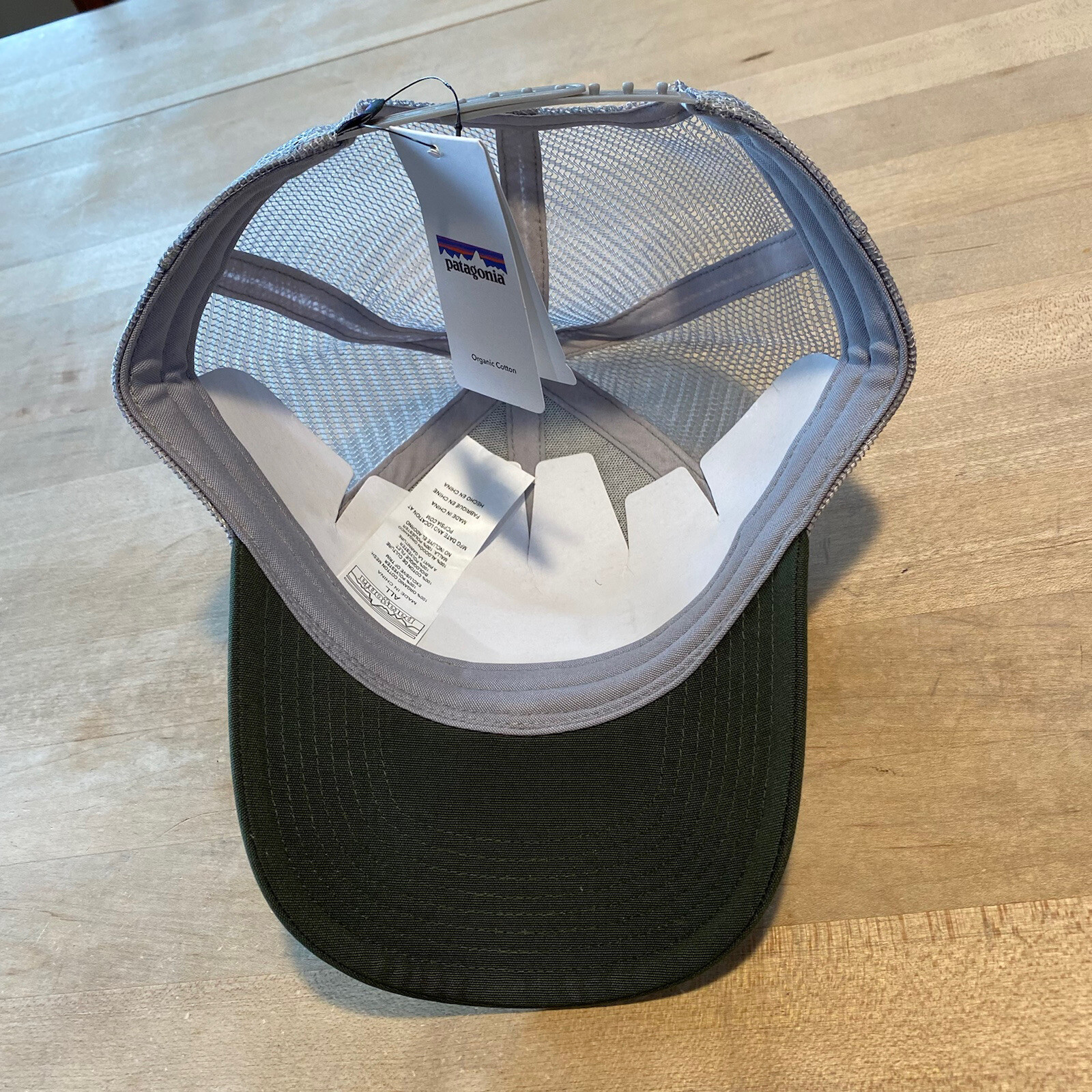 Patagonia The Cleanest Line Lopro Trucker Hat – New With Tags – Drifter Grey