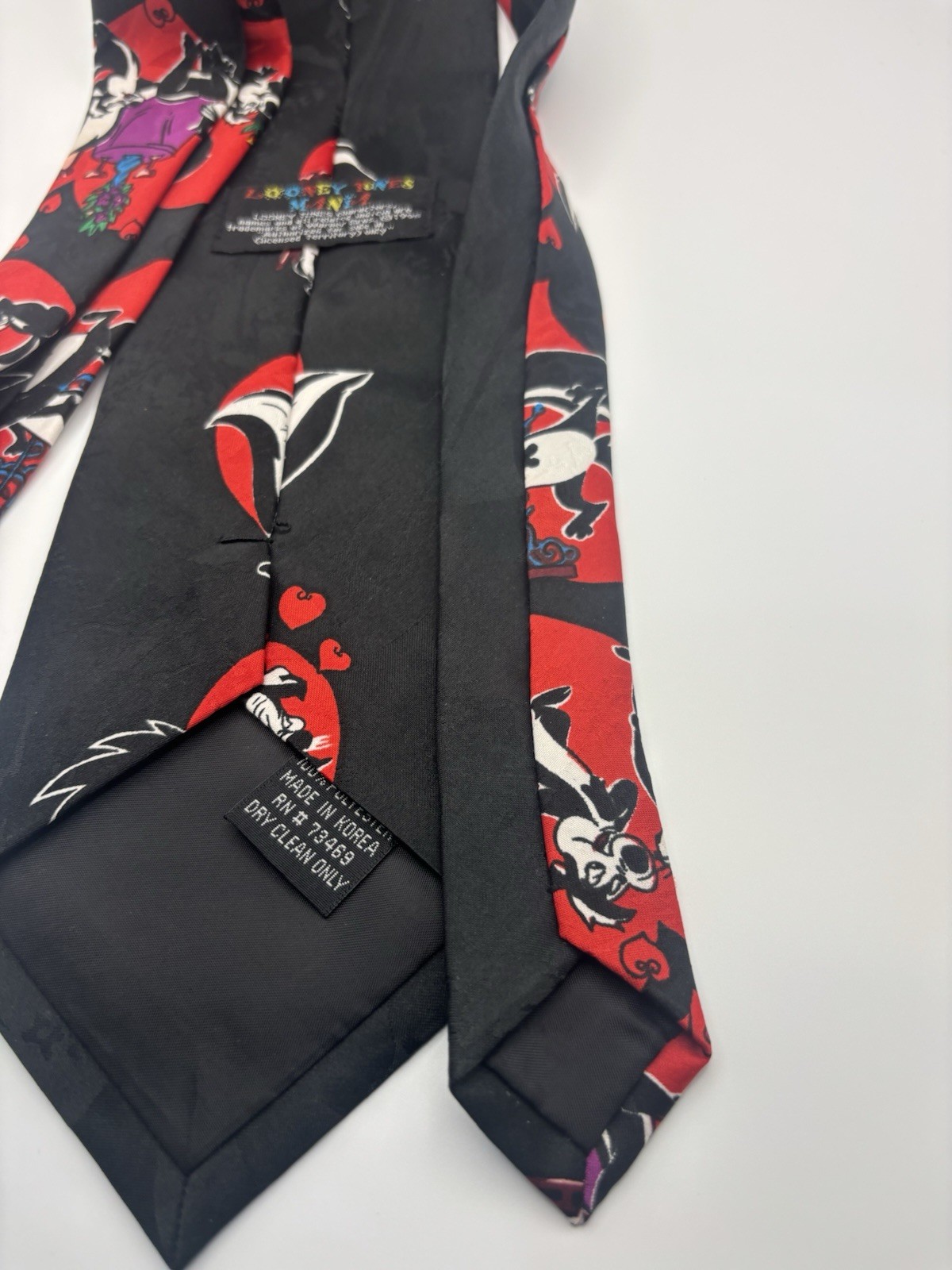 Vintage Looney Tunes Mania Pepe Le Pew Skunk Tie 1995 Hearts Valentines Day