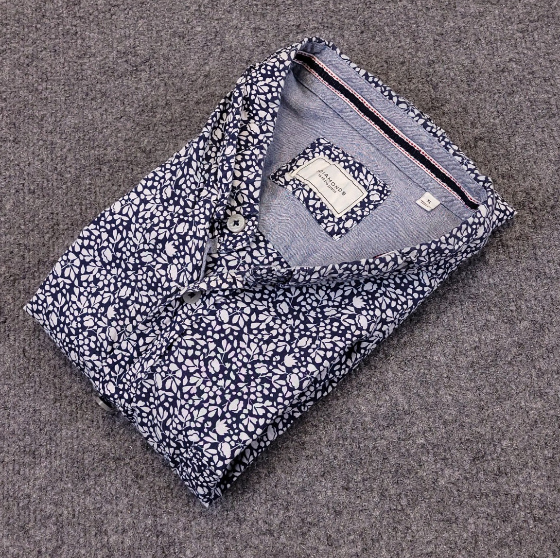 7D 7 Diamonds Renegade Parade Mens XL Abstract All Over Rayon Blend Button Down