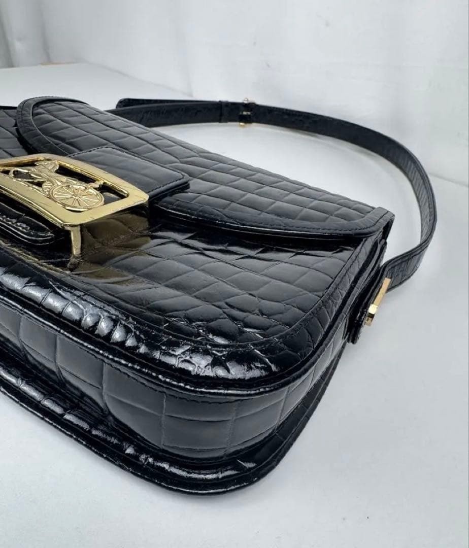 CELINE Carriage Hardware One Shoulder Enamel Leather Bag Black Vintage