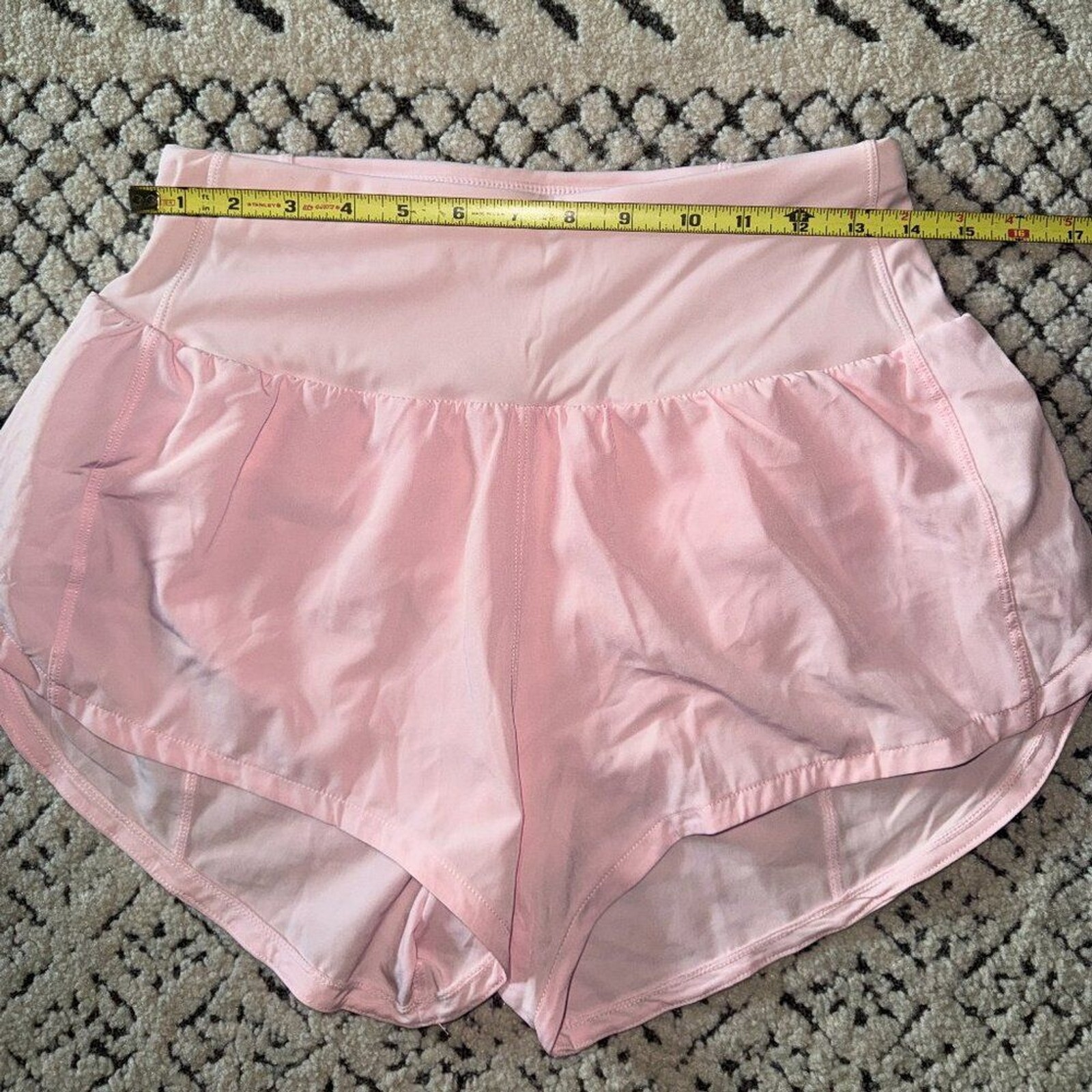GYM Rainbow Women’s High Waisted Running Shorts NWOT size Medium Pink