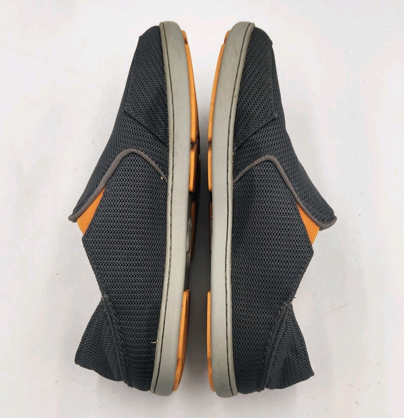 Olukai Nohea Slip On Mesh Shoe Mens 9.5 Charcoal Grey Orange