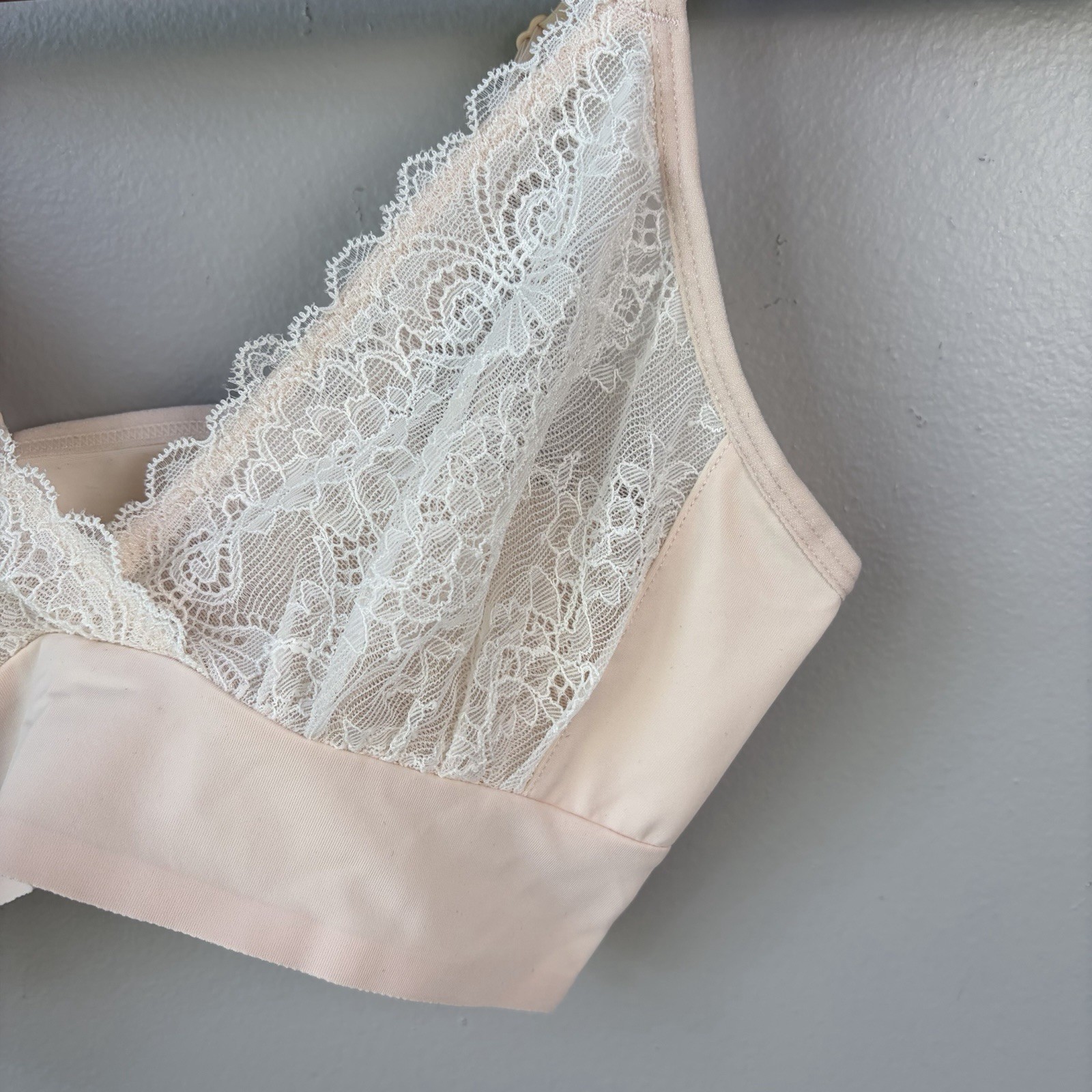 NEW Ruby Ribbon Second Skin Size 32 Nude Pale Retired Demi Demiette Bralette