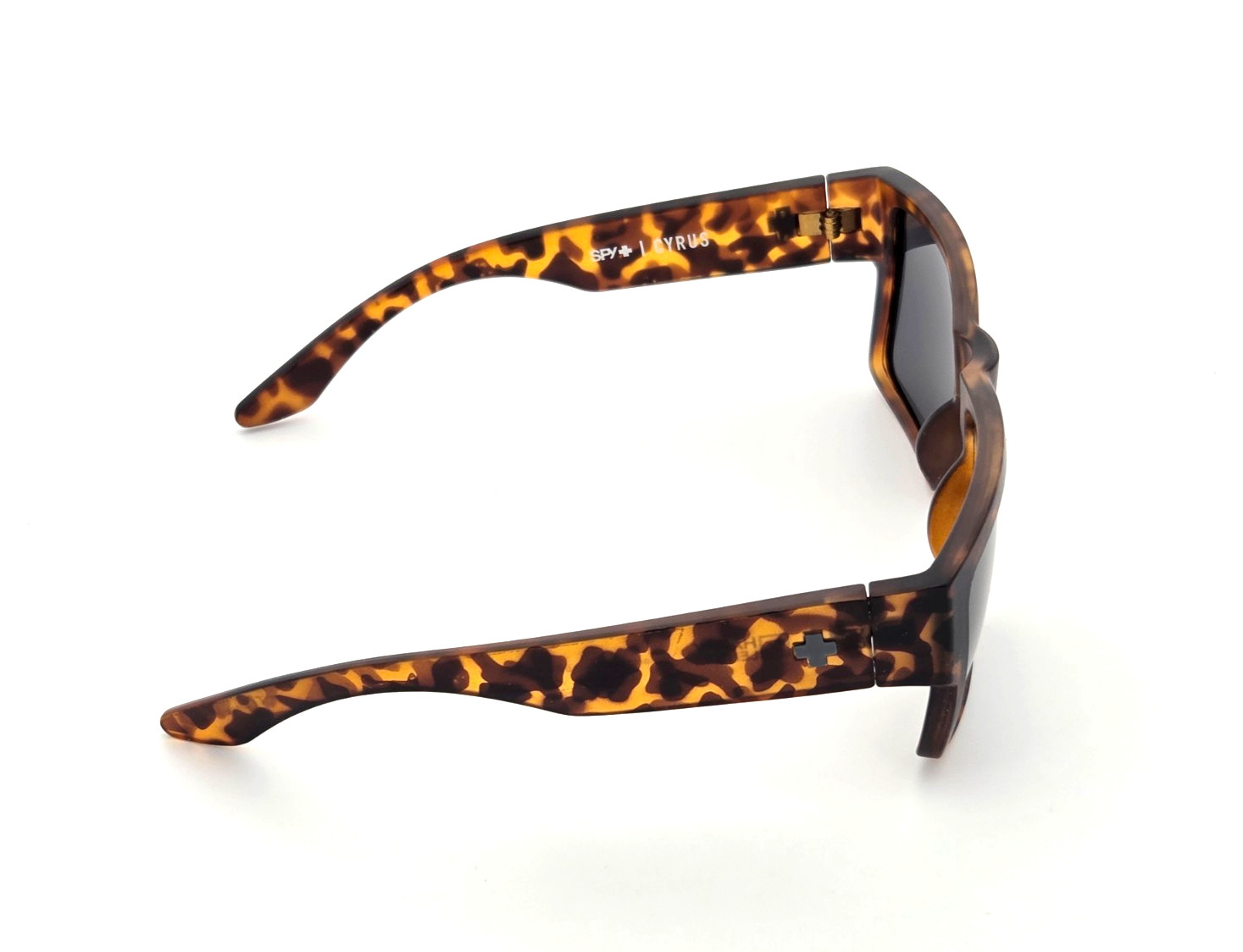Men’s Cyrus Polarized Sunglasses Tortoise Frame Smoke Polarized Lens 140mm