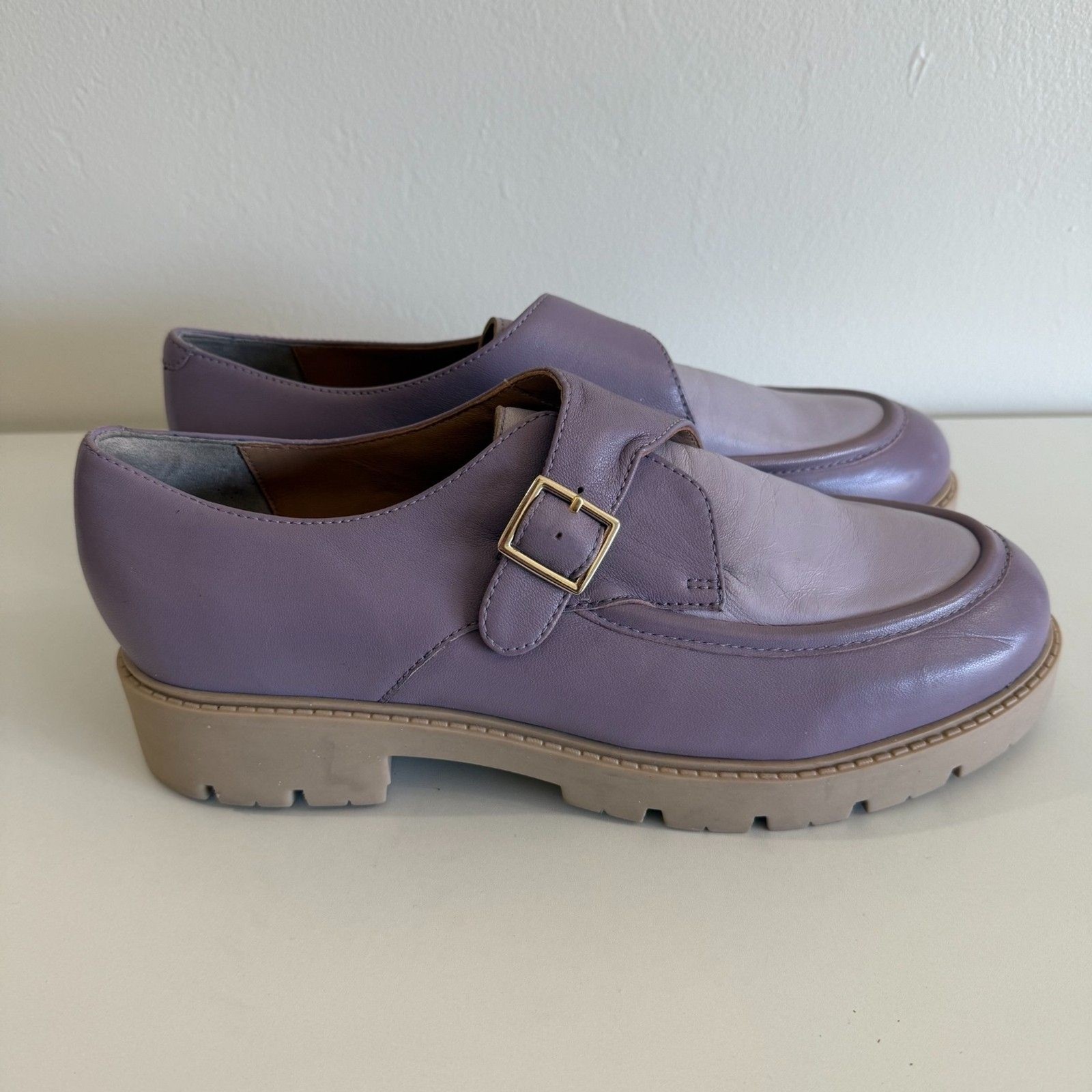 New Seychelles Catch Me Loafers in in Lavender Size 10