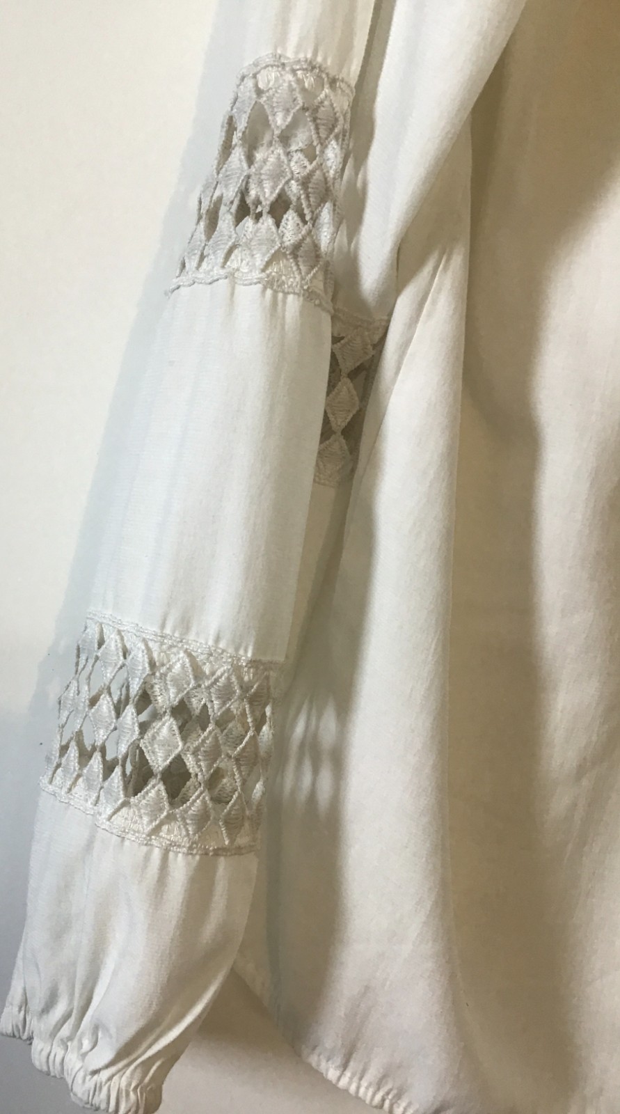 Woman’s White Medium Embellished Long Sleeve Blouse