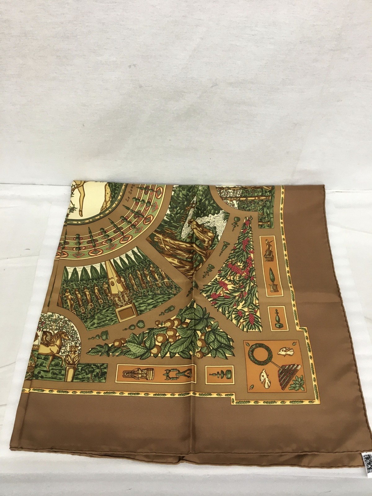 HERMES Carre 90 Polyfil Reverie Scarf Brown Silk Made in France Used
