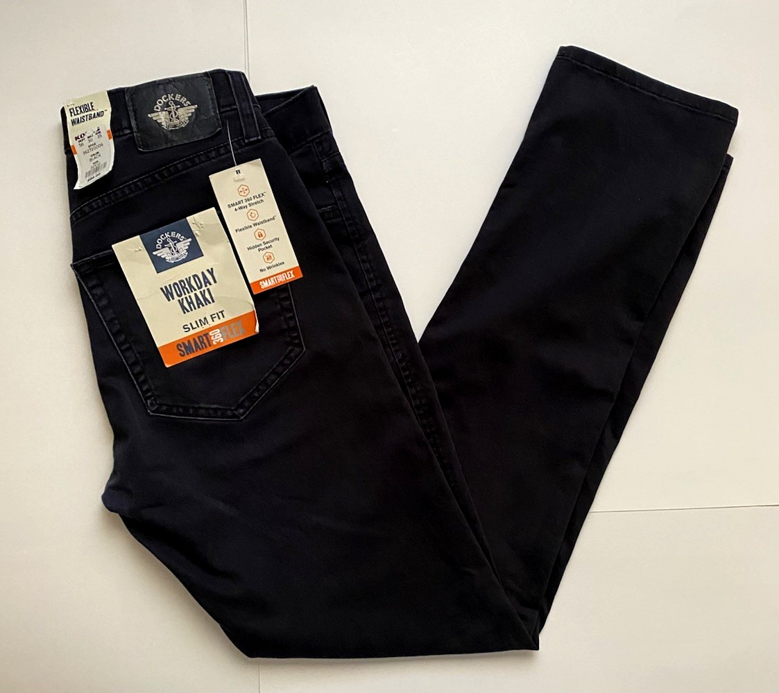 Dockers Men’s Workday Slim Fit Khakis Black Size 32W x 32L Smart Flex New w Tags