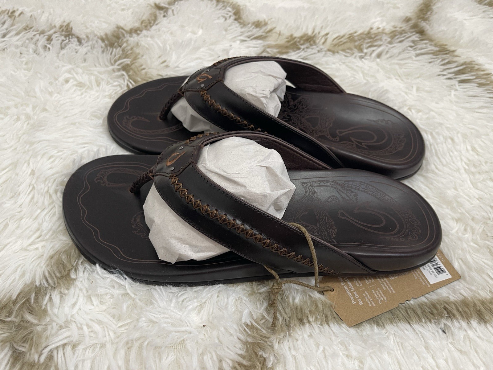 🧡*NIB* OluKai Men’s Size 10 Mea Ola Leather Beach Outdoor Sandals -Dark Java 🧡