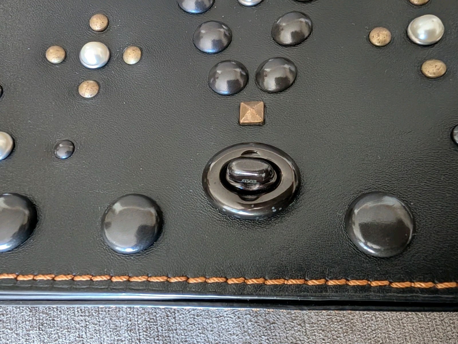 Coach 1941 Western Rivets Dinky 24 In Black Free Ship