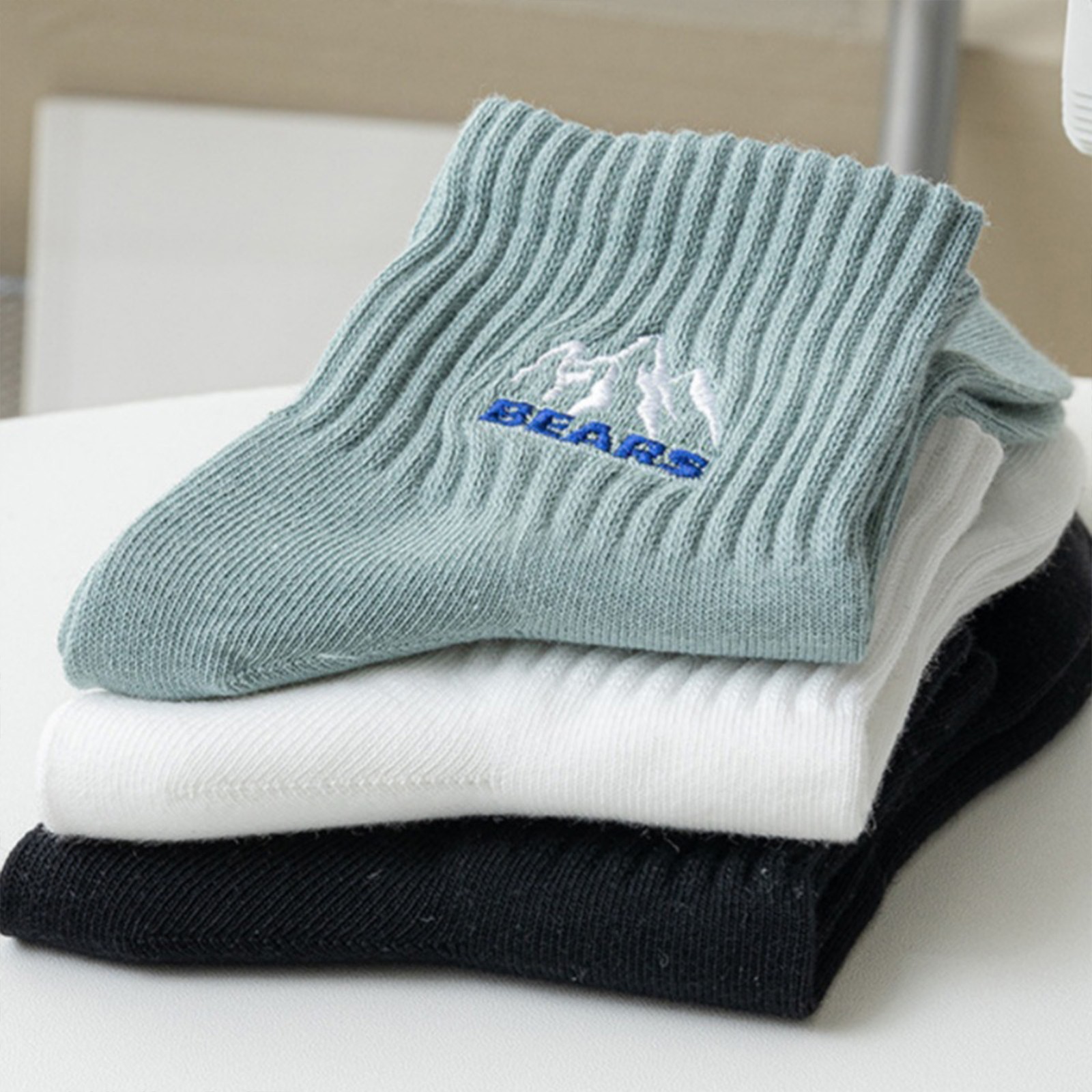 5 Pack Casual Crew Socks Men’s Short Crew Breathable Socks No Slip Everyday Sock
