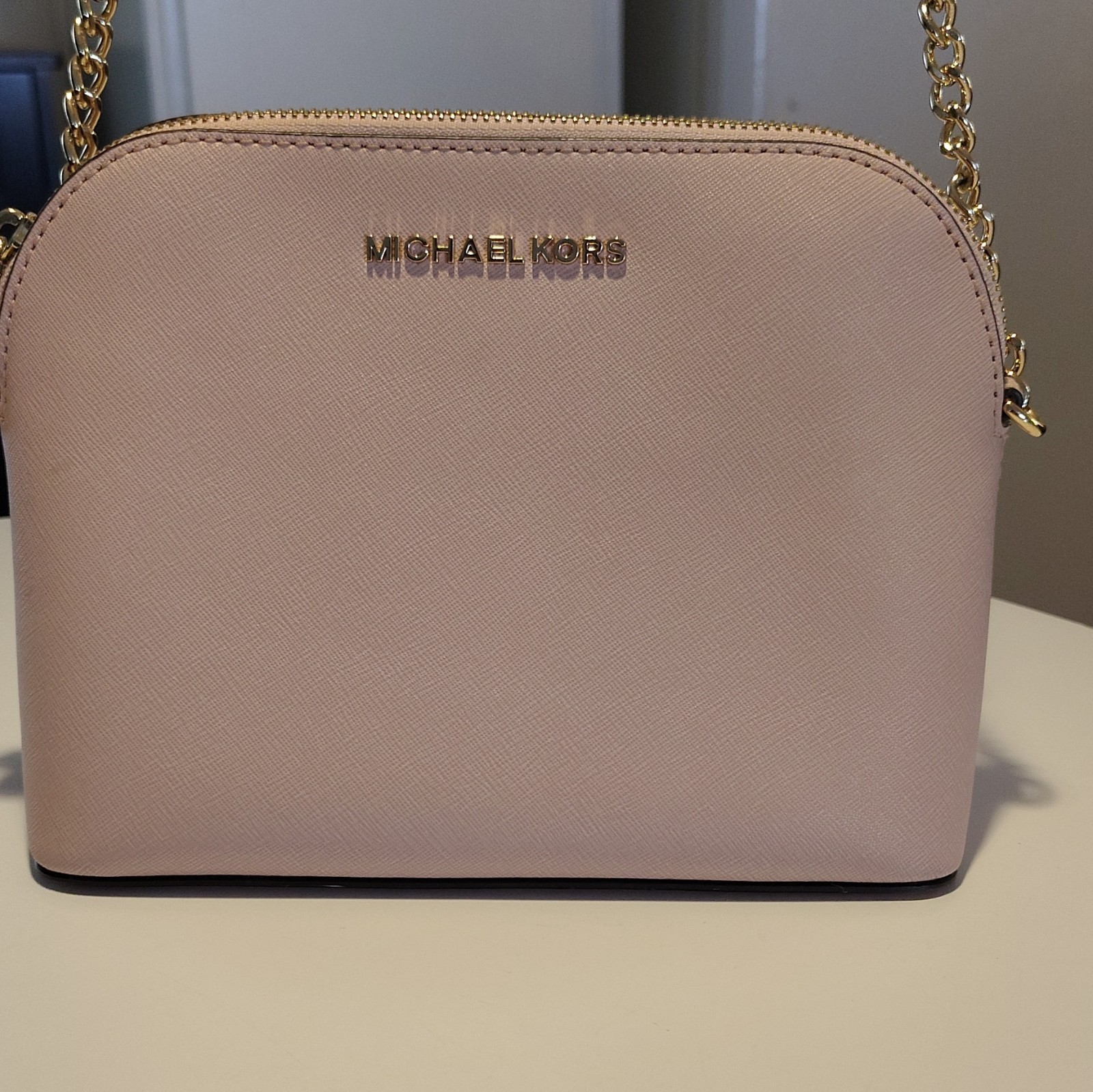 Michael Kors Women’s Cindy Dome Leather Purse Pale Pink Cross body Bag Gold trim