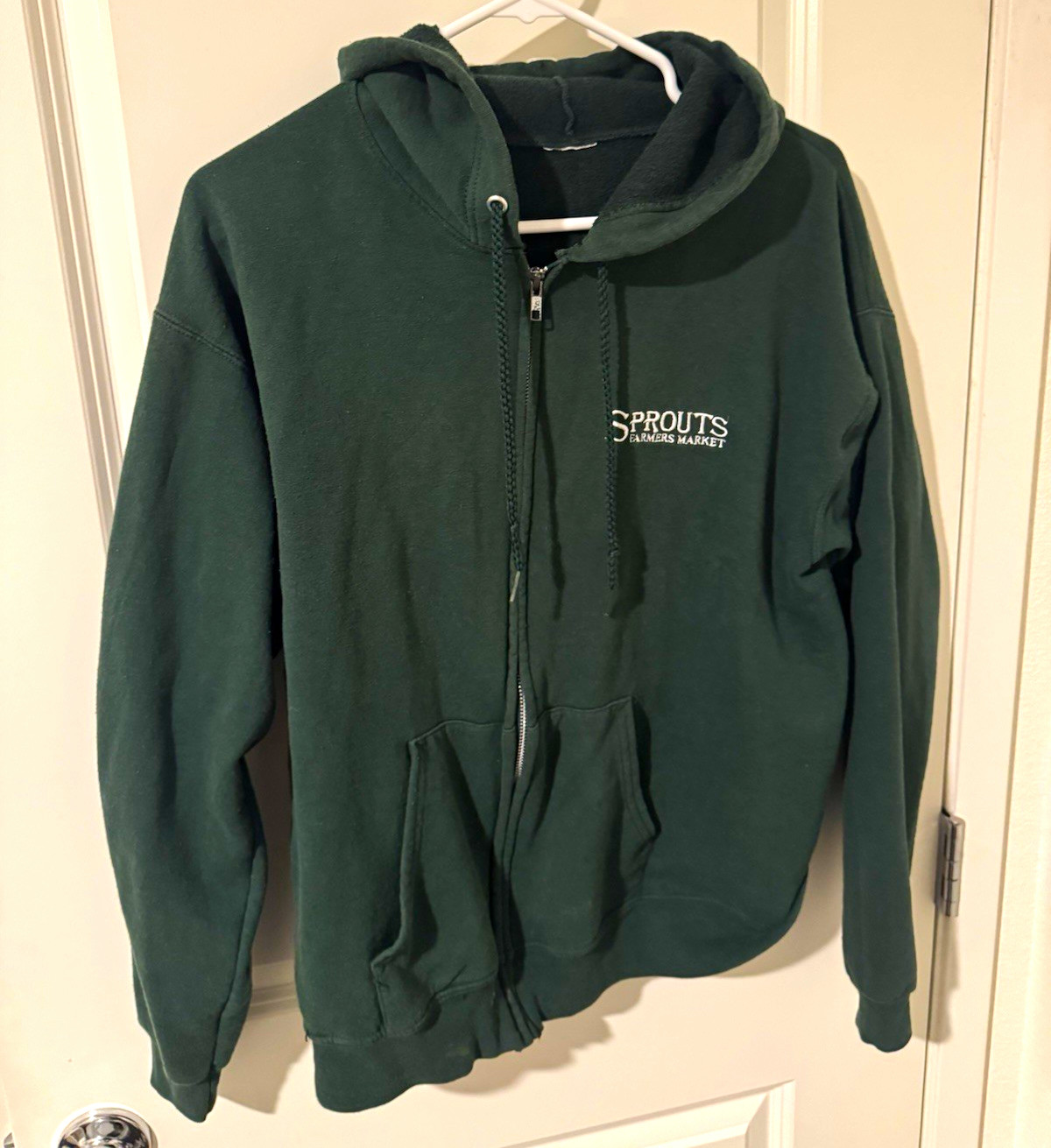 Sprouts Farmers Market Unisex Green Full Zip Hoodie Logo Pockets Size M