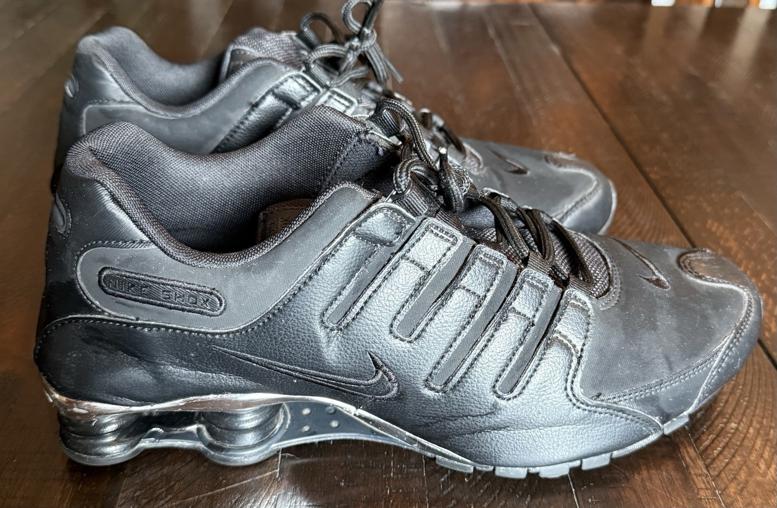 Nike Shox NZ Premium Black Chrome Black/Black-Chrome Low Top Lace Up 536184-001
