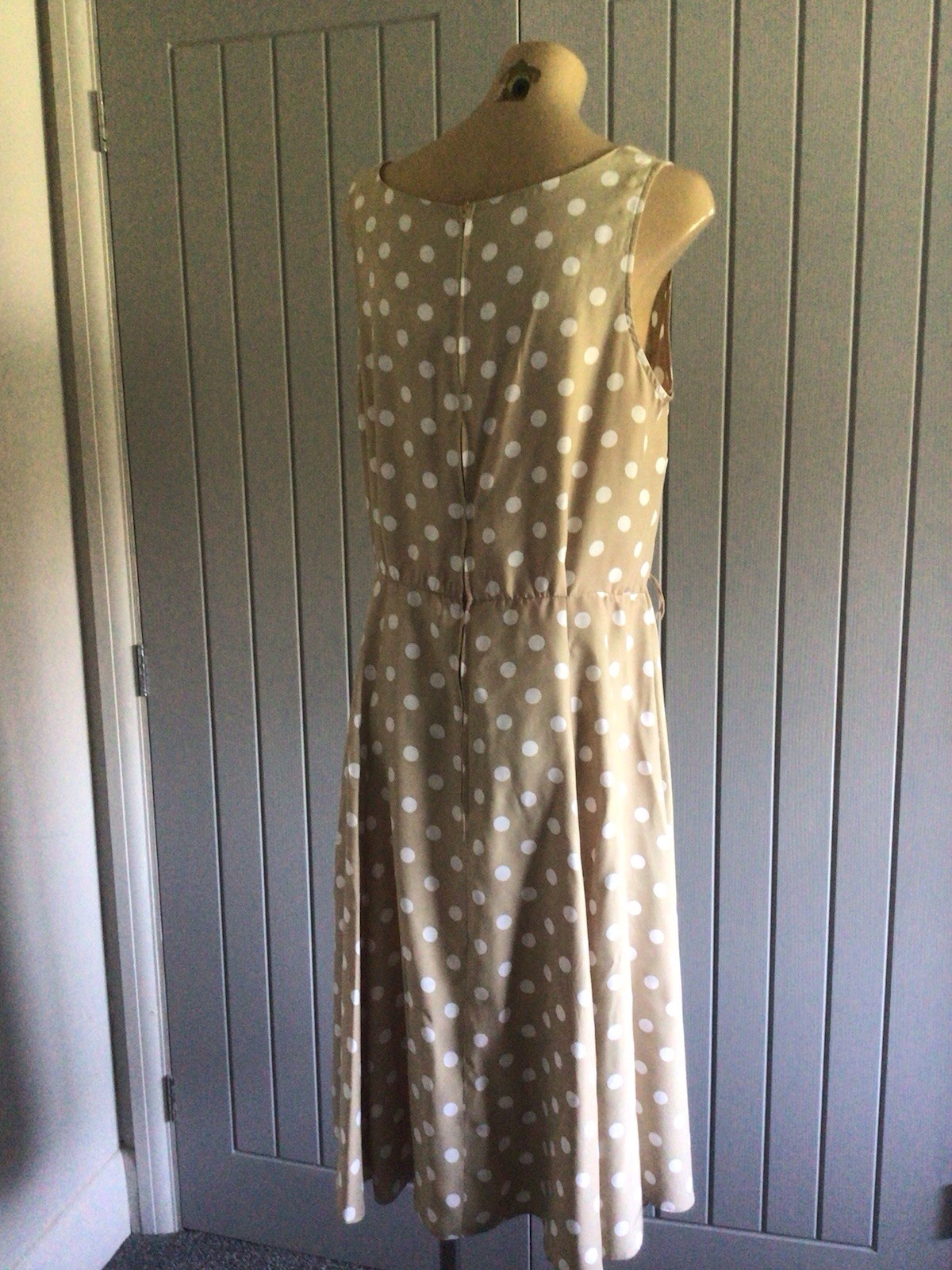 Ladies Classic Day Dress UK 14/16 Scoop Neck Sleeveless 43” L By St Michael M&S