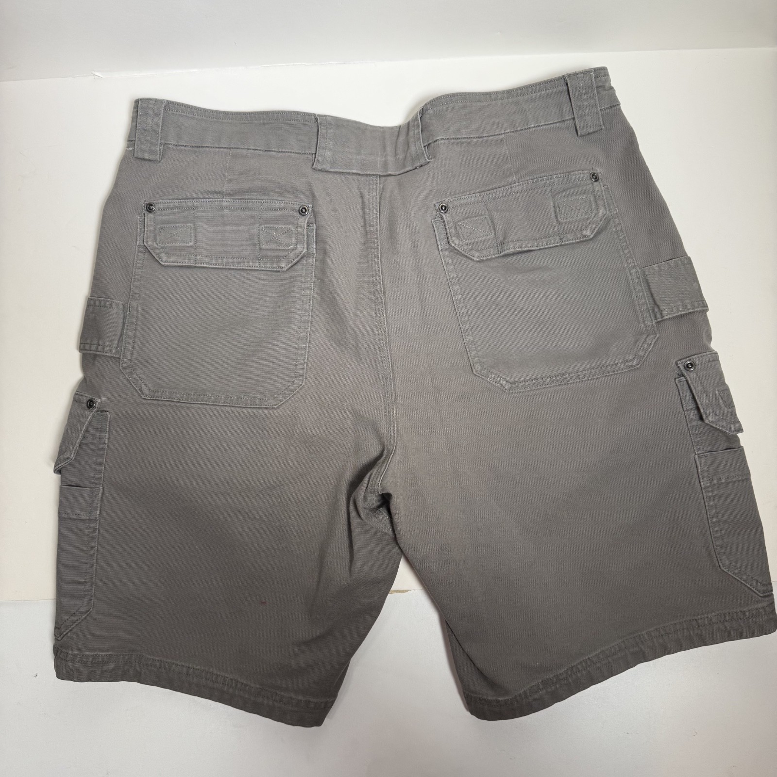 Duluth Trading Co. Flex Fire Hose Cargo Shorts Mens 38 Grey Heavyweight Utility