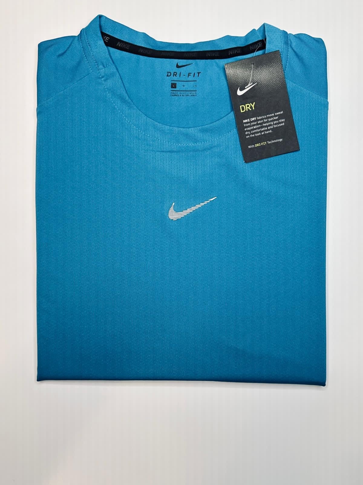 Nike Dri-Fit T-Shirt Athletic for Men Crew Neck Short Sleeve Work out Tee