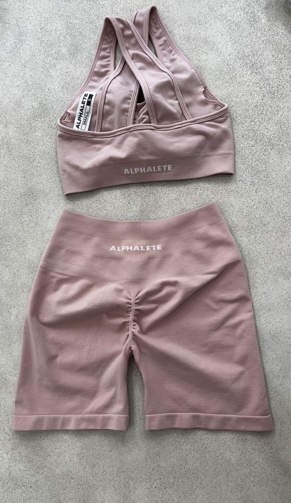 Alphalete Pink Seamless Stretch 2PC Set V-Neck Sports Bra & Shorts Size S