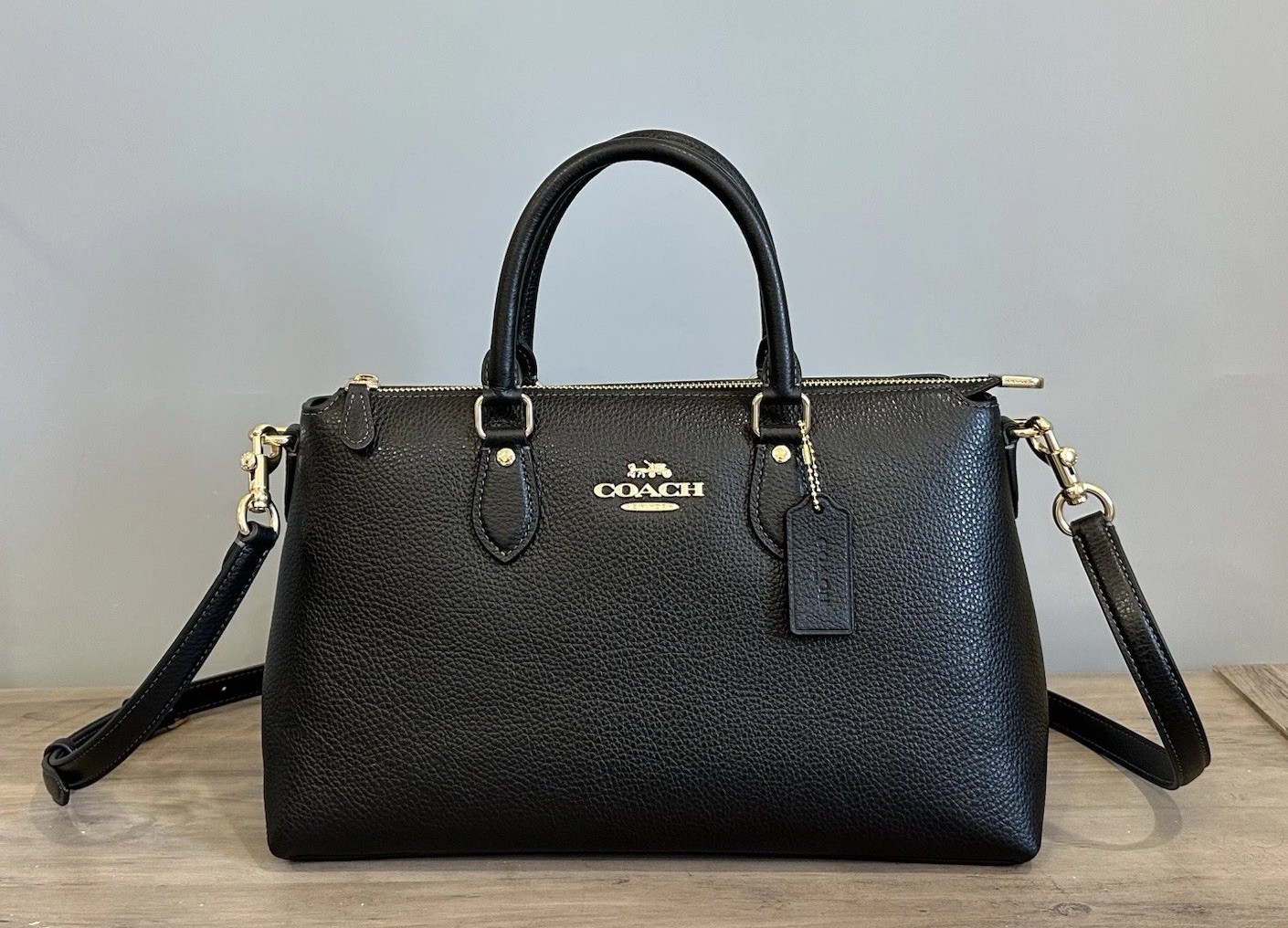 COACH Georgia Satchel Bag In Refined Pebble Leather – CR156 – Gold/Black