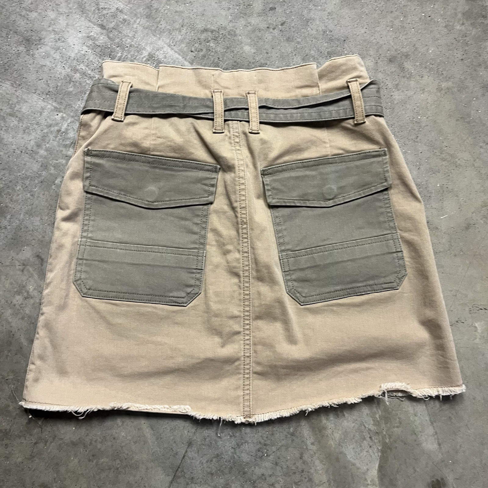 FRAME Paperbag Multi-Tone Skirt Womens Size 24 In Cargo Pockets Canvas SOLD OUT