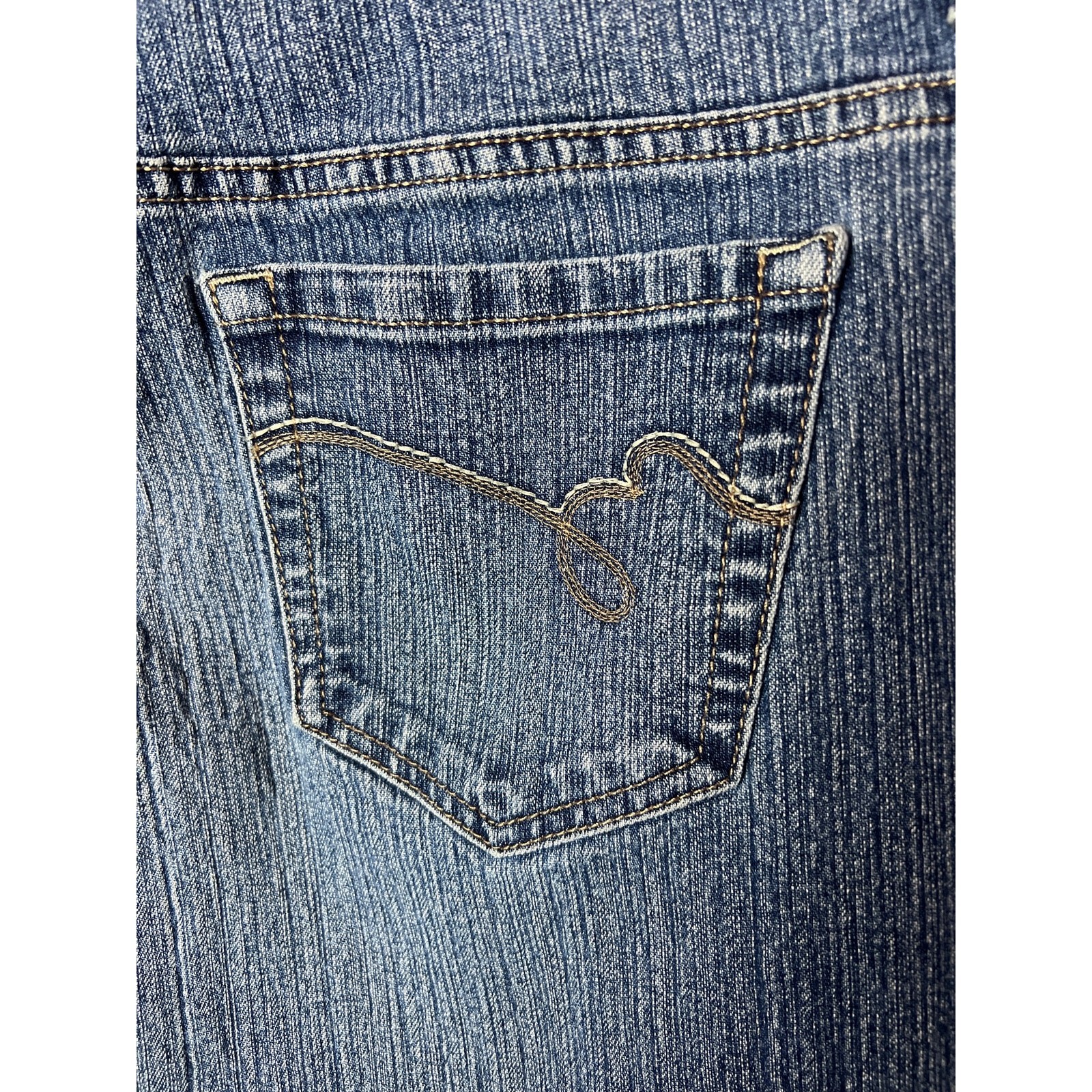 Classic Curvy Fit Straight Leg Jeans 20W Plus Denim Wash Bandolino Blu Mandie