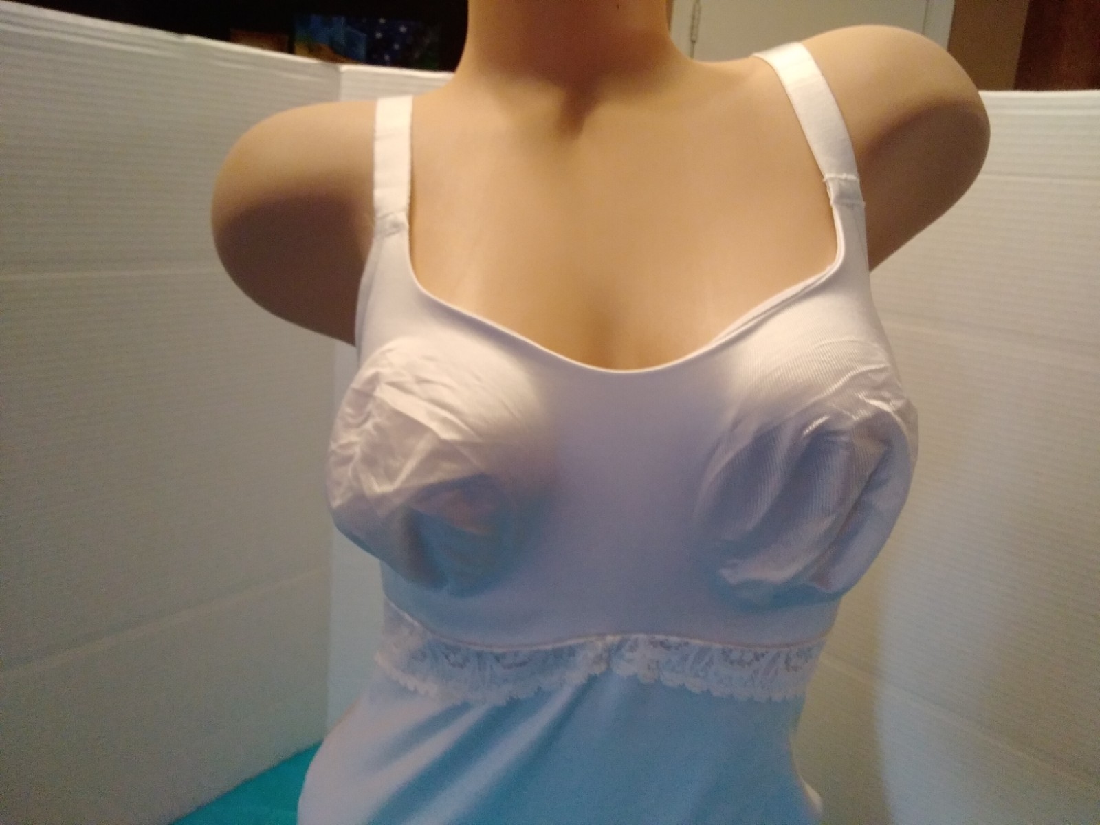 Ruby Ribbon Cami Shapewear Tank Top White Convertible SZ 40 Style 3024