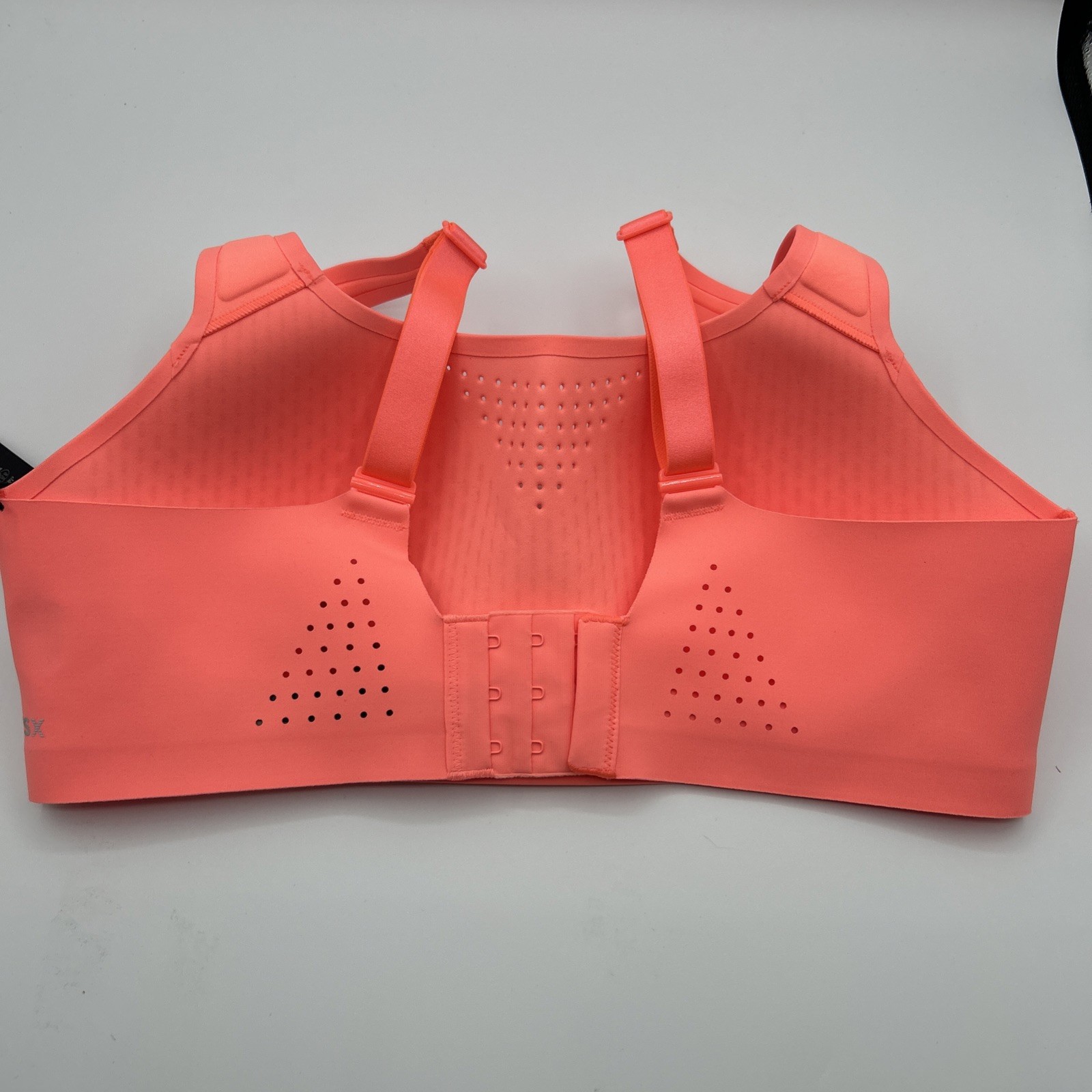 Victoria’s Secret Featherweight Max Sports Bra VSX Coral Pick a Size NWT