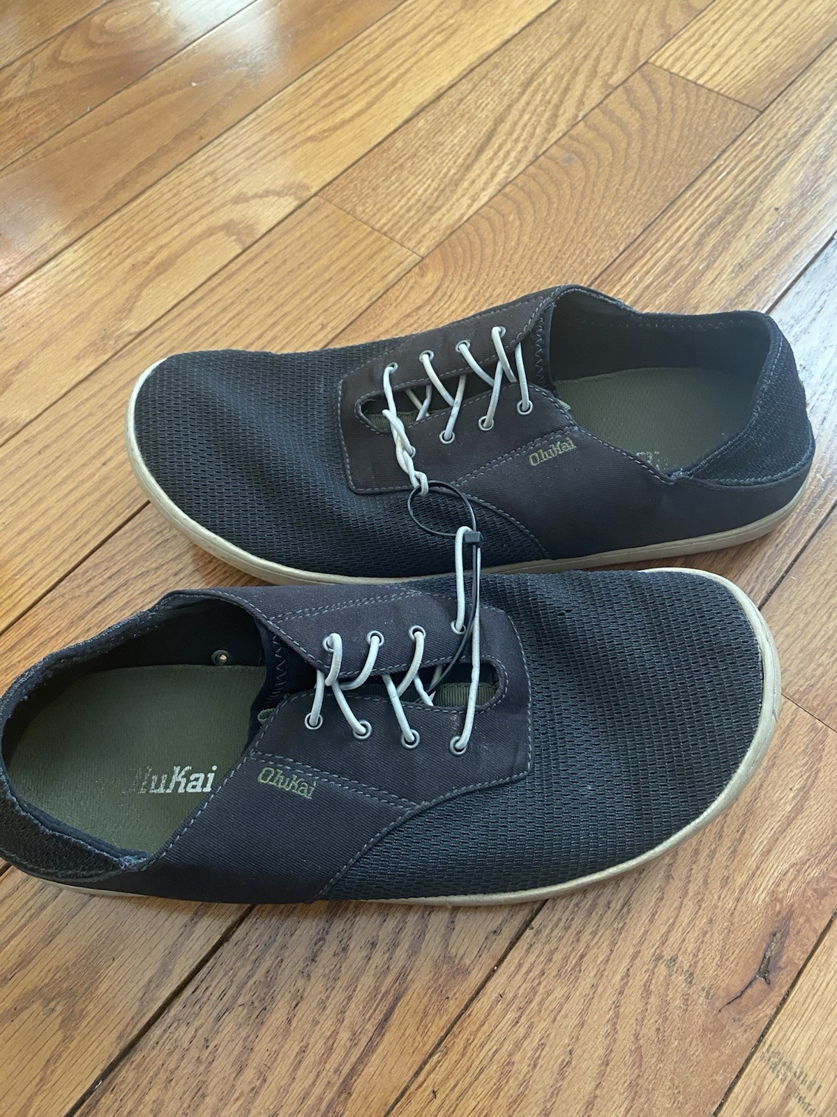 Men’s OluKai Nohea Moku Gray Lace Up Casual Sneakers 10283-4040 Size 11