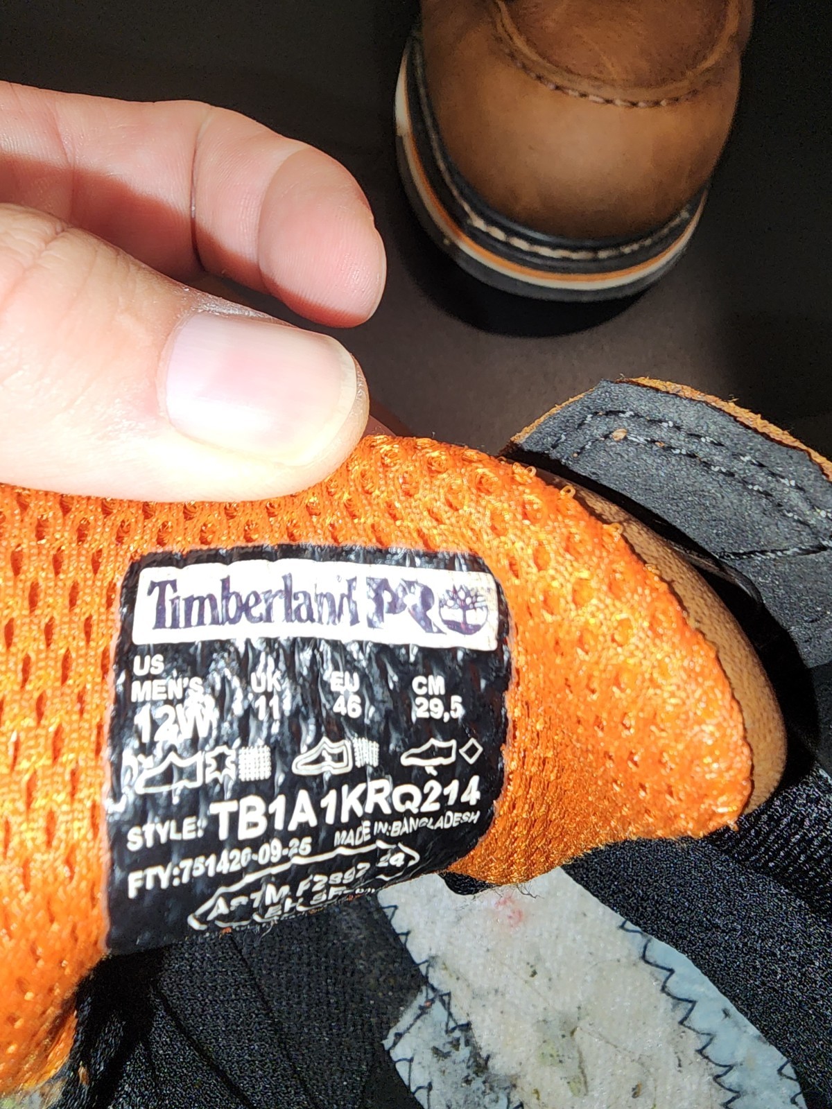 TIMBERLAND PRO Mens 12W 6″ WATERPROOF SOFT TOE WORK BOOT Wide TB0A1KRQ214 BROWN
