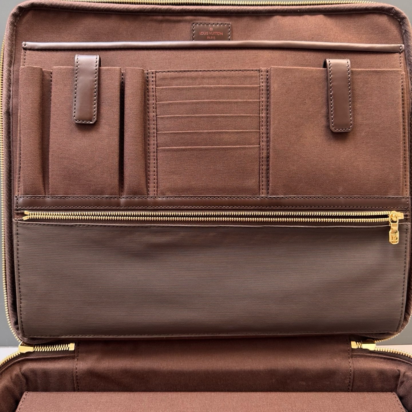 Louis Vuitton Pre-Owned Authentic Messenger Bag Brown Free Tracked Shipping