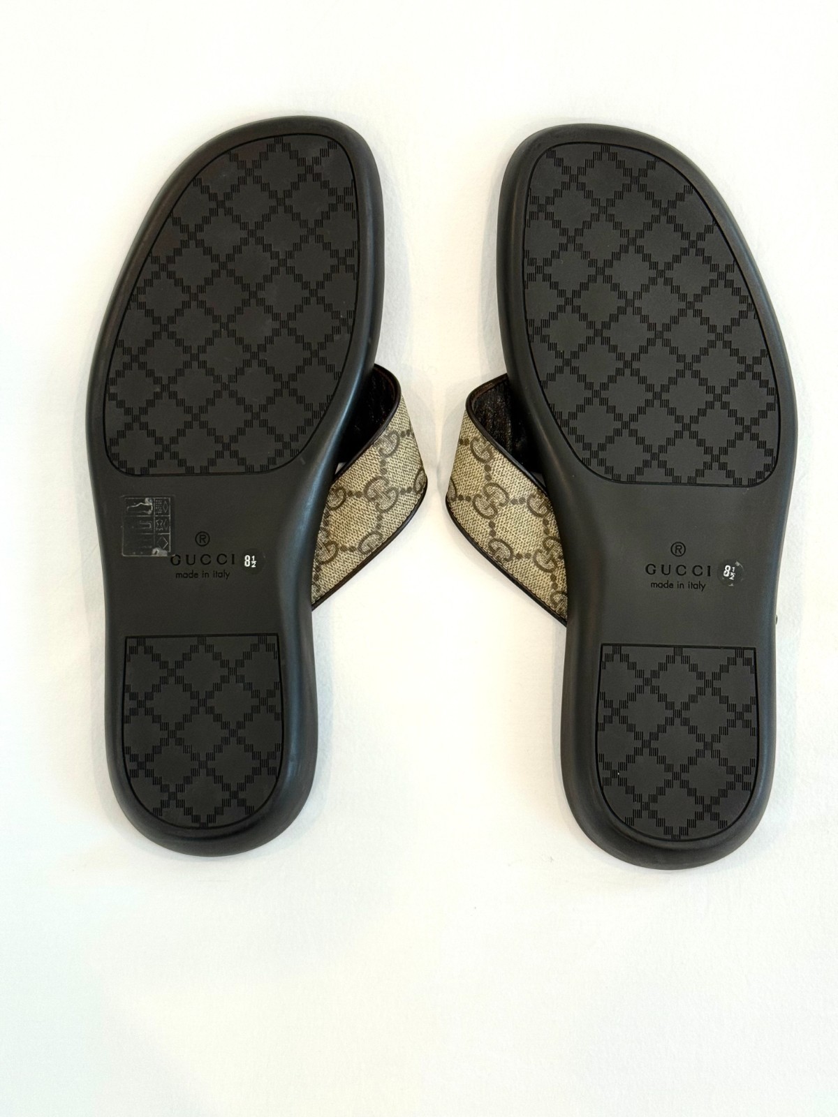 Gucci Men GG Supreme Canvas Web Flip Flop Sandals Thong Slides 8.5 G US 9.5