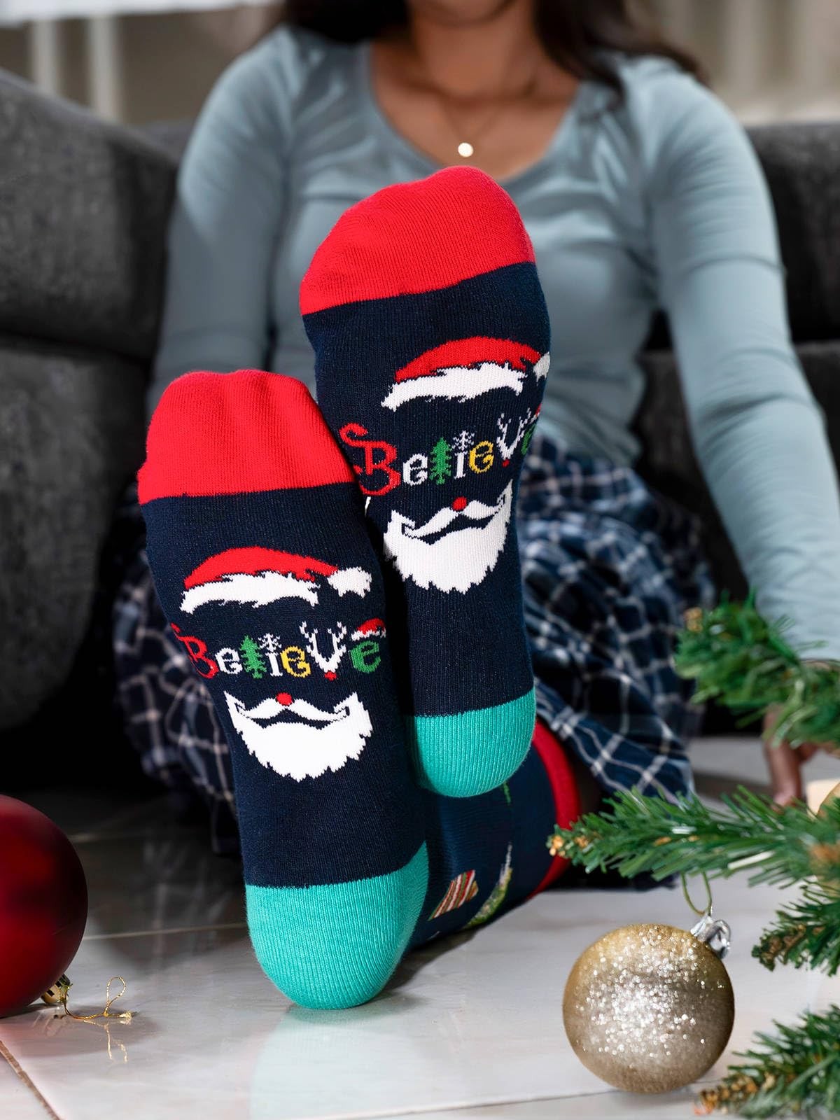 IRISGOD Funny Christmas Socks for Men Women – Novelty Xmas Gifts – Cool