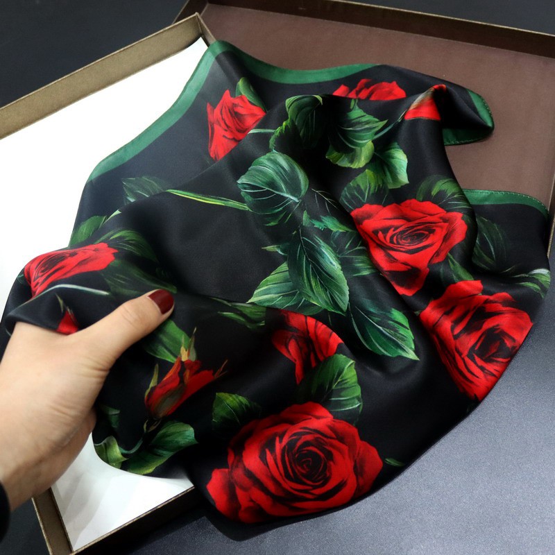 100% Mulberry Silk Satin Square Scarf Red Rose Floral Print 20.9″×20.9″