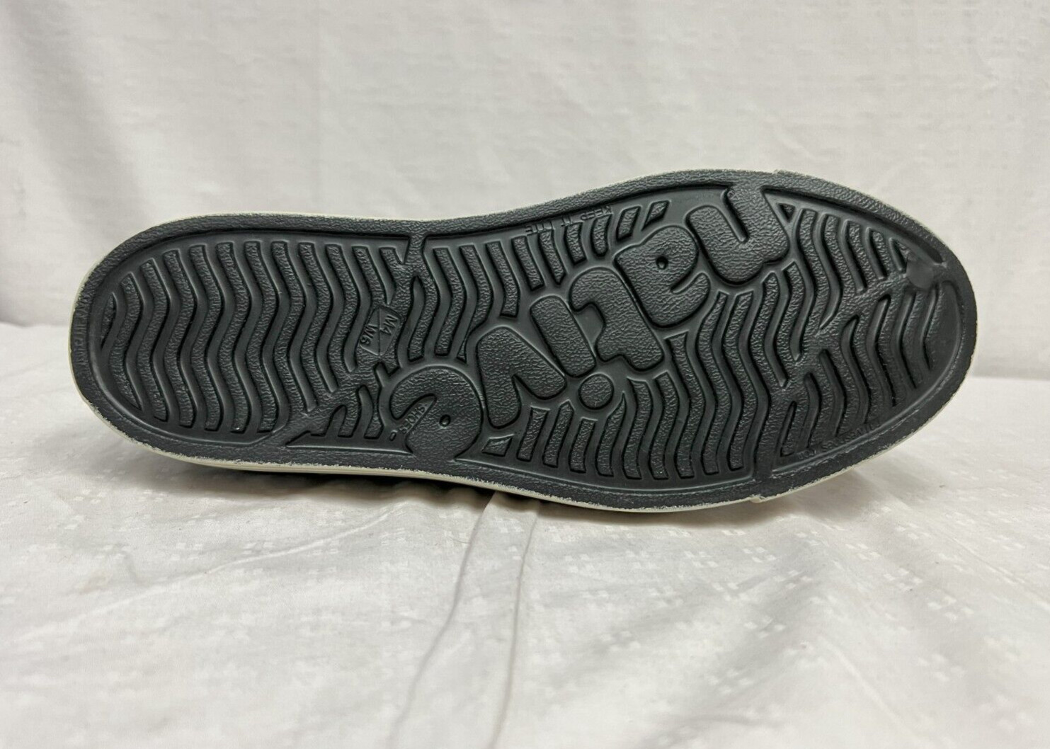 Native Adults Jefferson Slip On Sneaker/Water Shoe Jiffy Black Men 4/Women 6 New