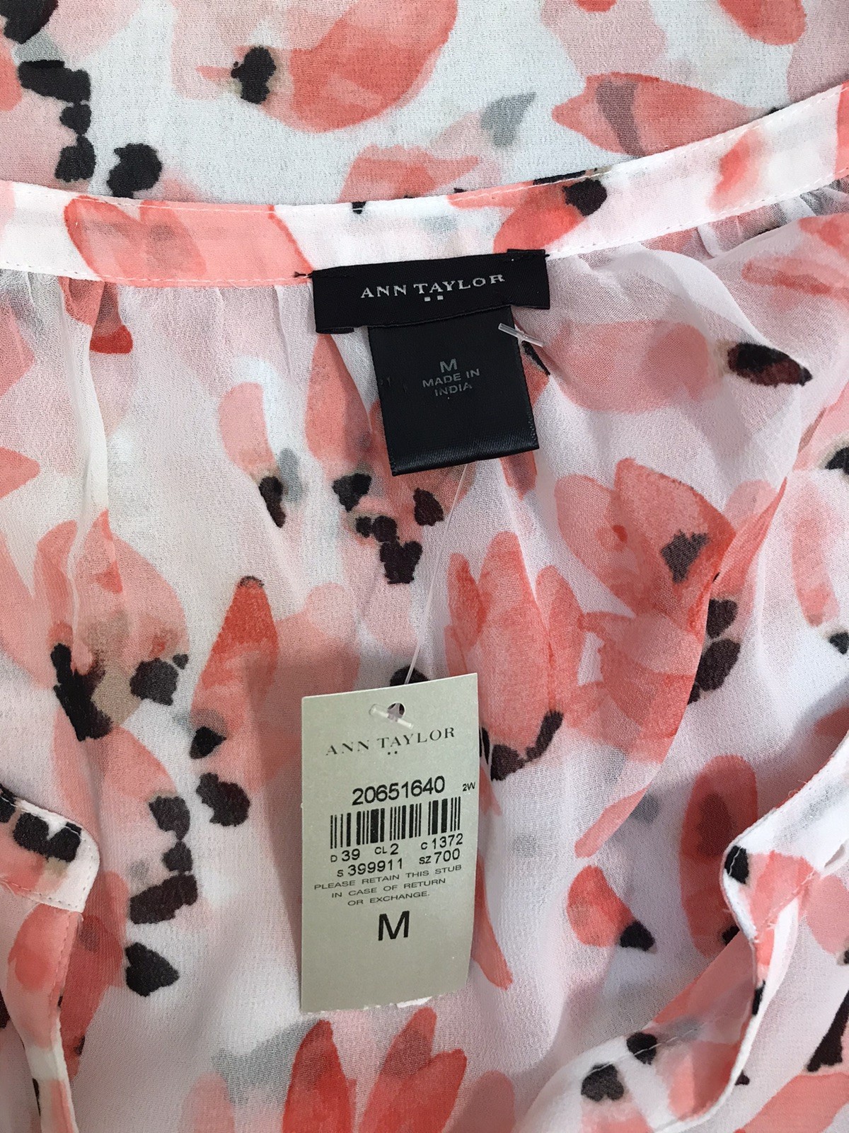 Ann Taylor M Top NWT Sheer Lite Wgt Shell Blouse Shirt 3/4 Slvs Abstract Low Cut
