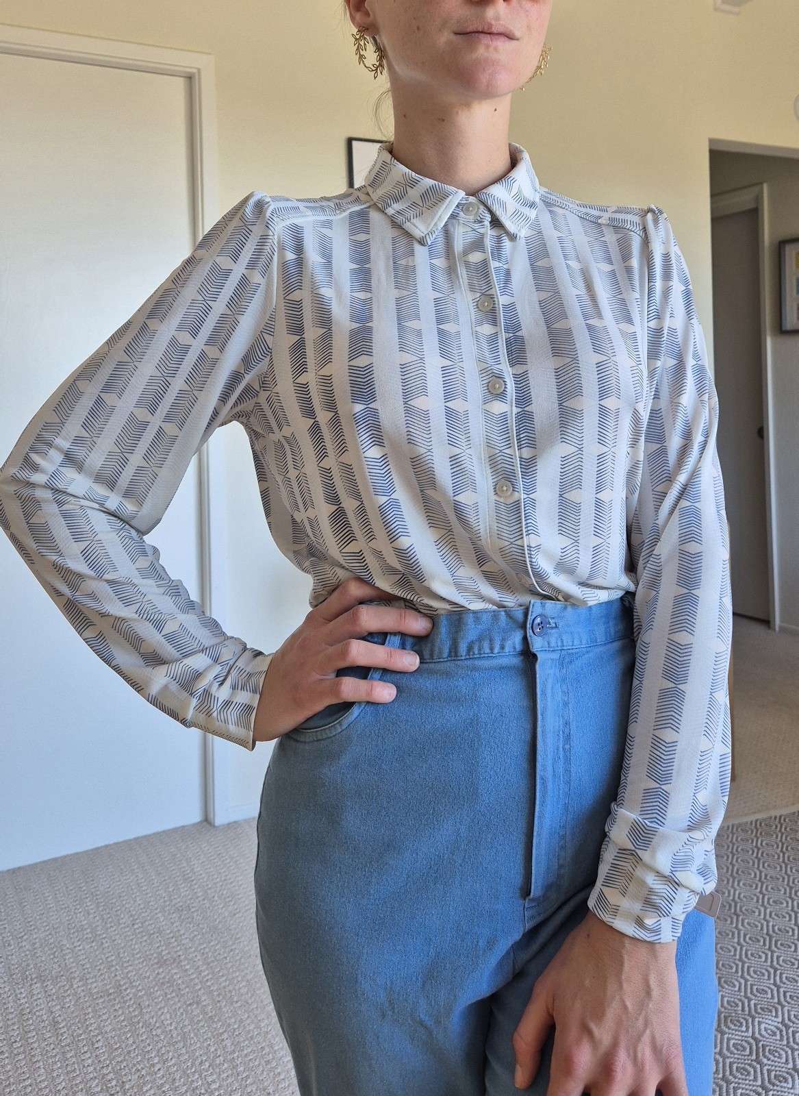 Rachel Zoe Geometric Collared Button Front Long Sleeve Blouse White/Blue S