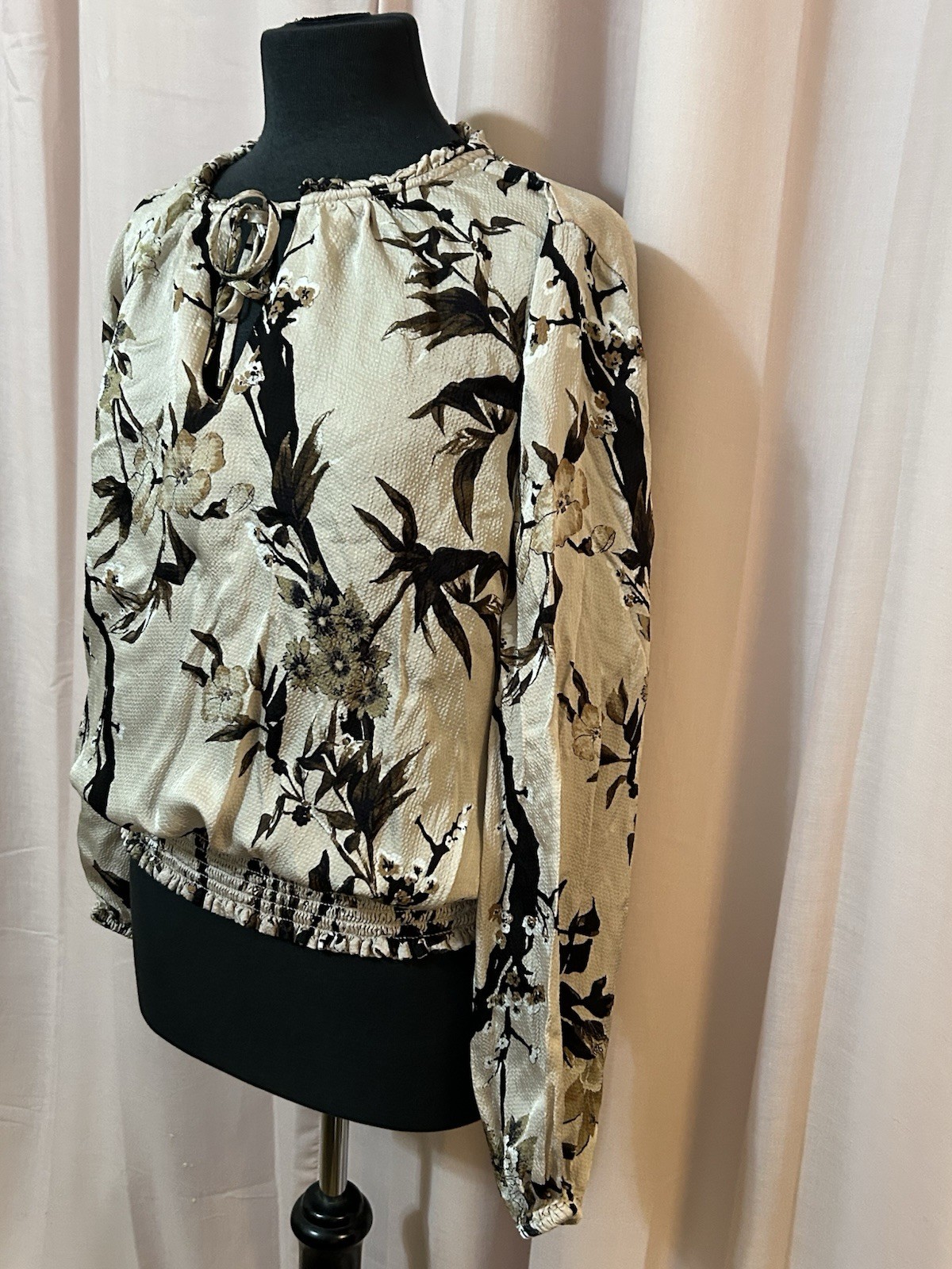 White House Black Market Womens Size M Top Smocked Waist Draping Sheer Sleeve