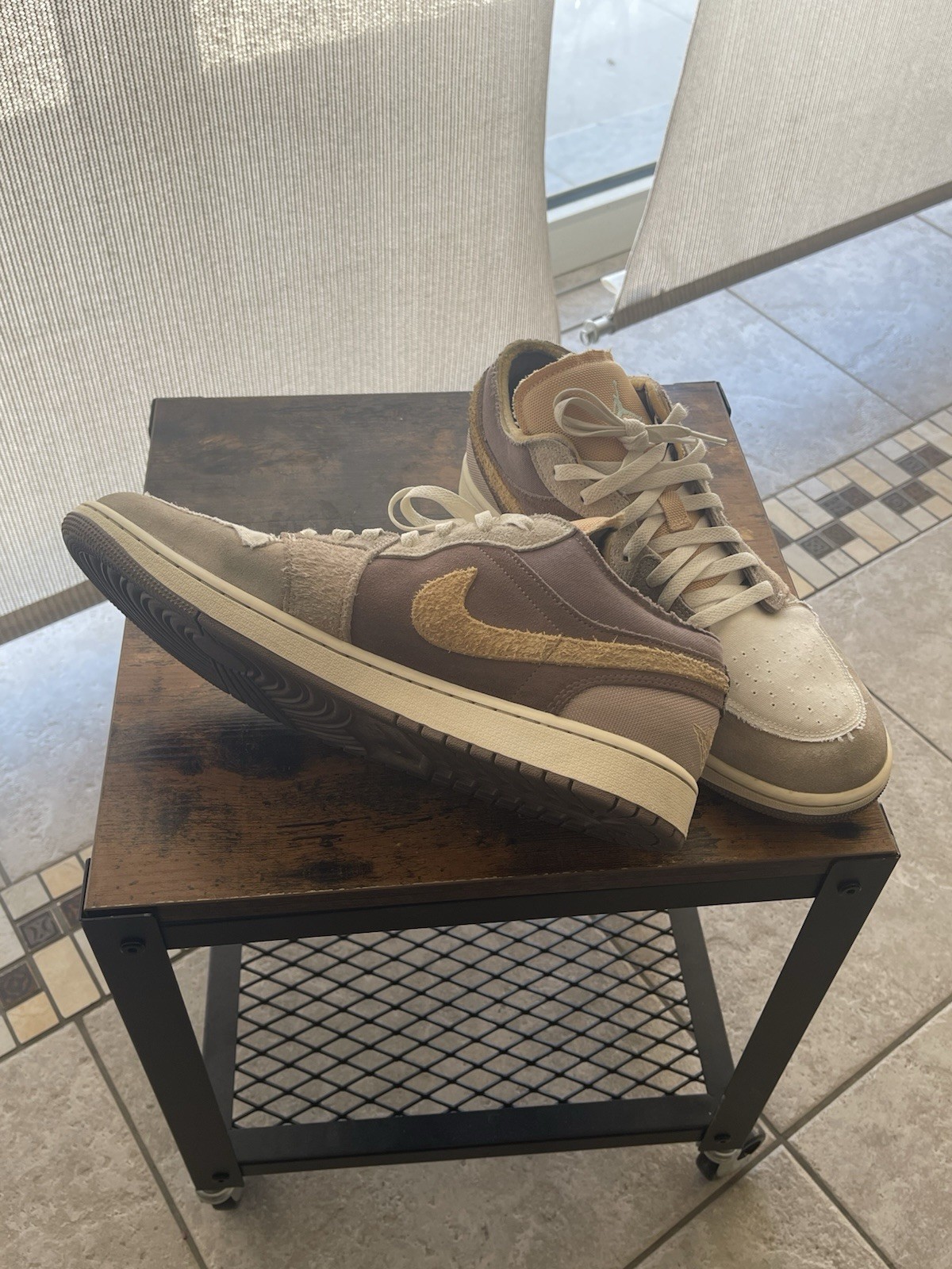 Jordan Air Jordan 1 Men’s Low Top Brown/Beige Colorblock Lace Up Sneaker