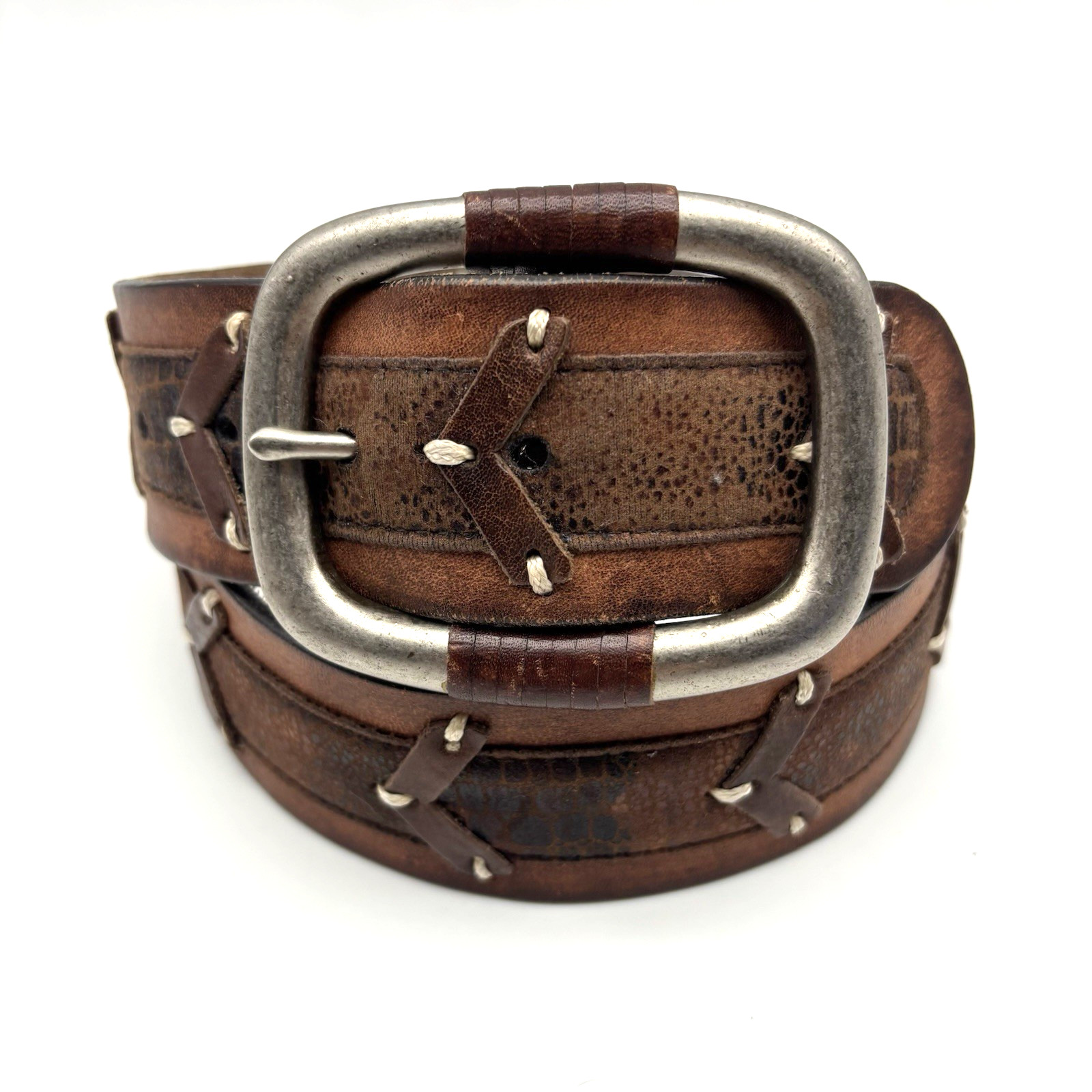 Vintage Y2K Levi’s Two-tone Genuine Leather Chevron Segments Western Belt 30-34″
