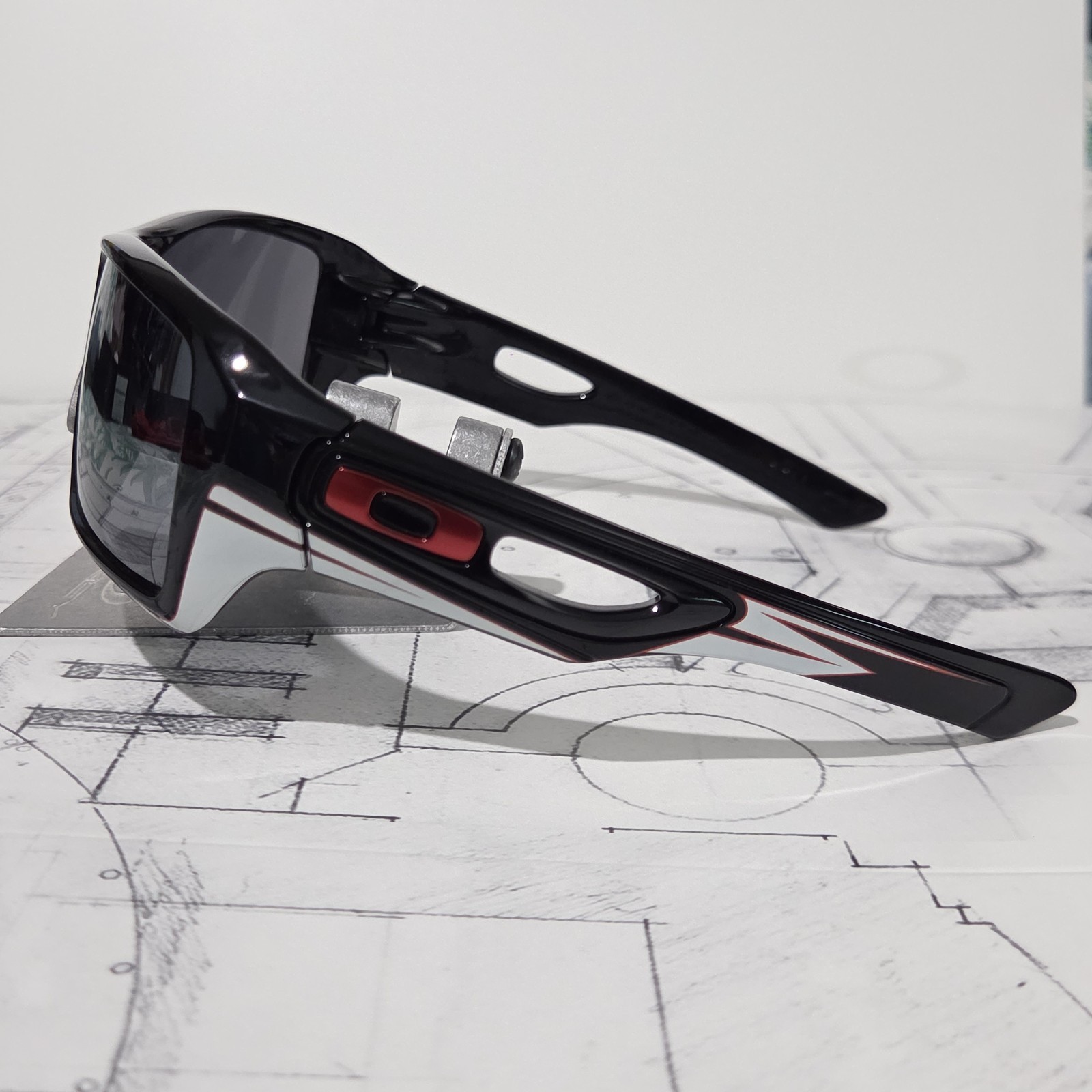 Oakley Eyepatch 2 Troy Lee Design/Black Polarized Lenses Sunglasses OO9136-15