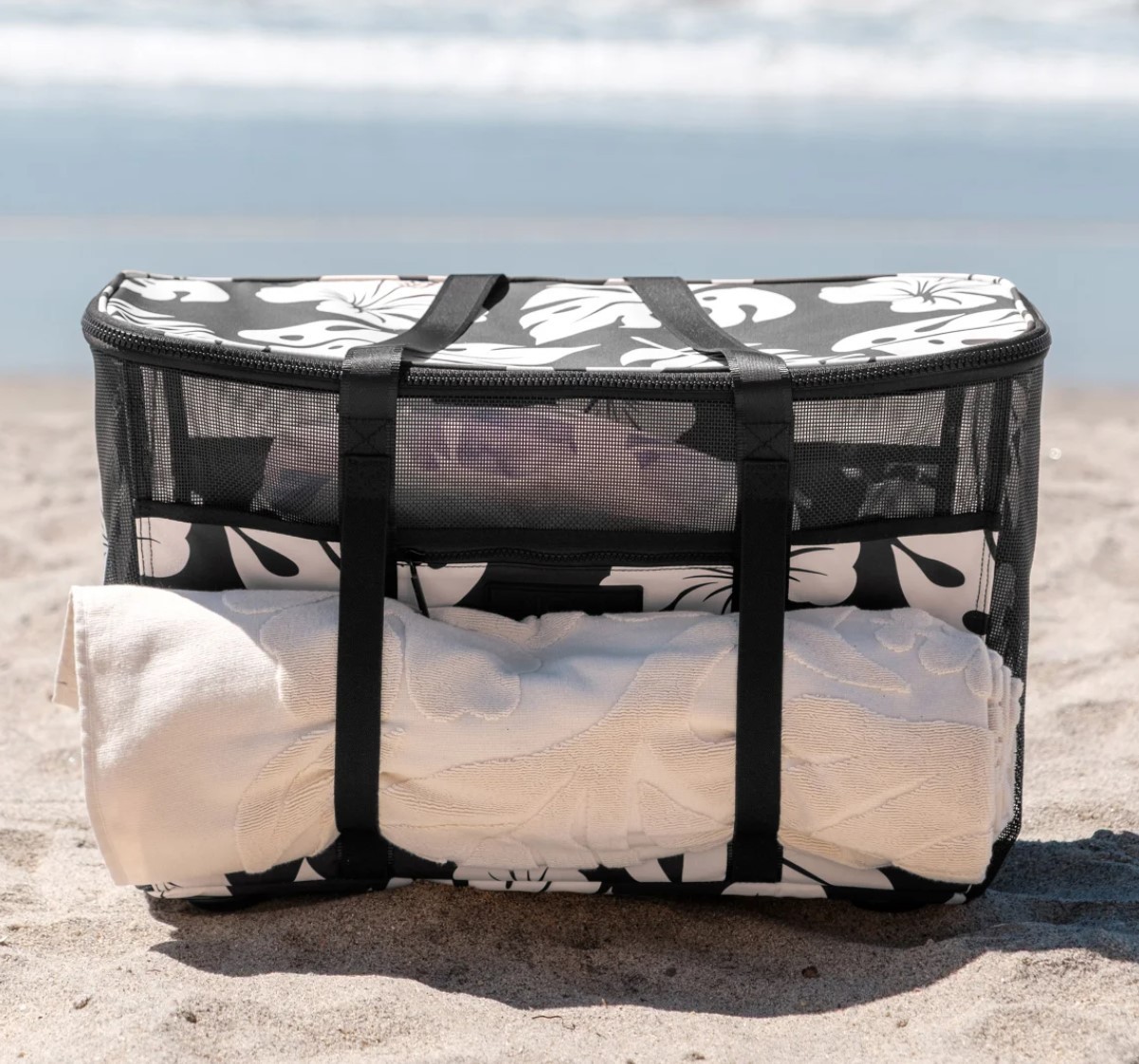 Aloha Collection CleverMade Foldable Mesh Beach Tote Black White Floral Zip