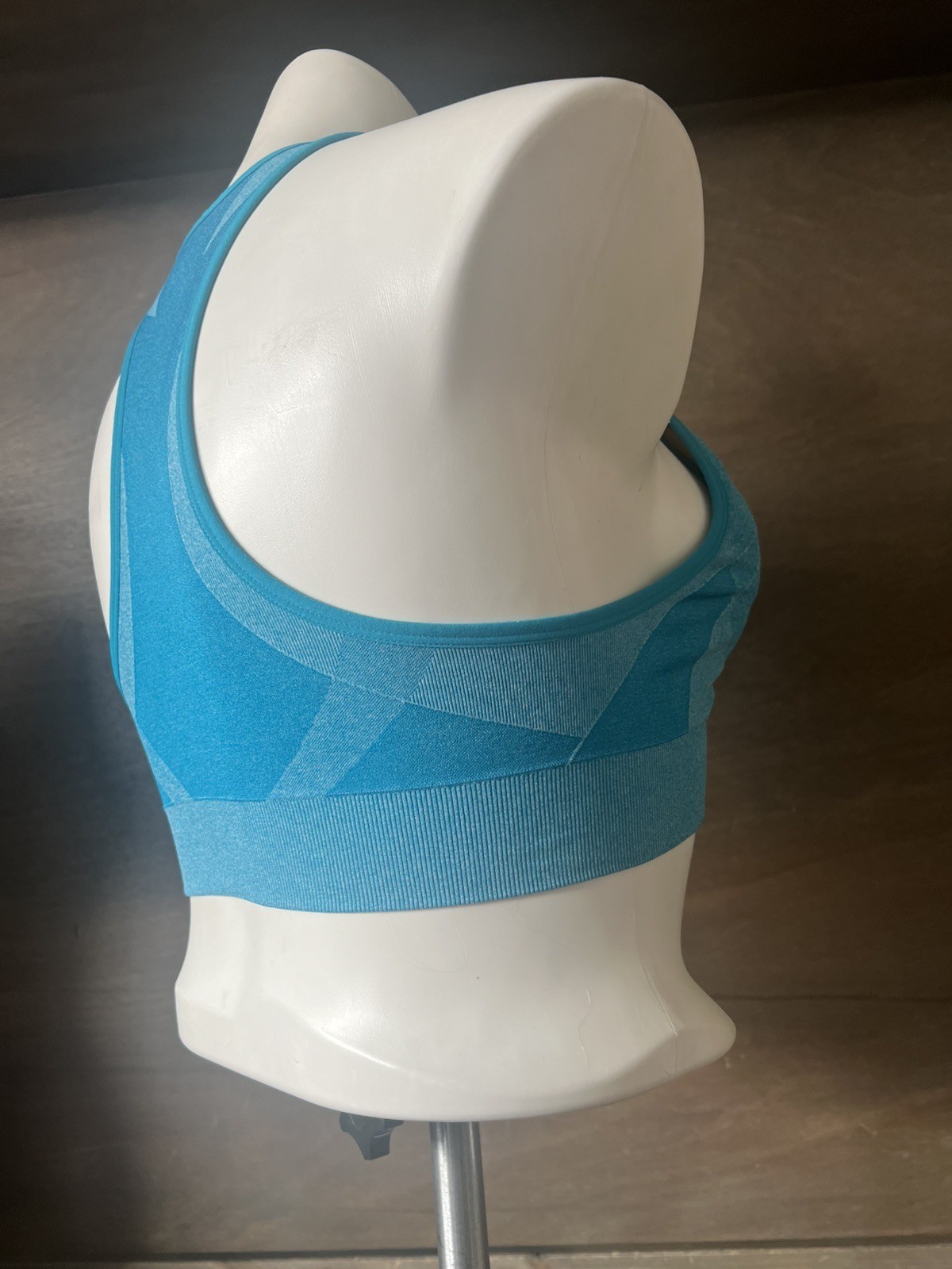 Womens Avia Aqua Blue Strappy Compression Bra Medium Support XXL 2XL EUC