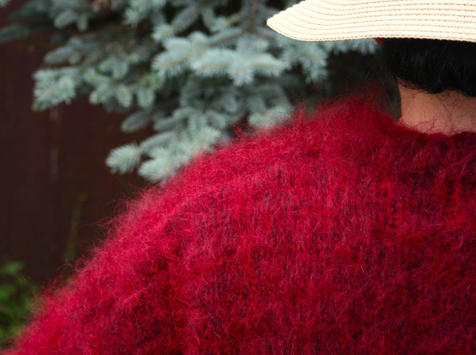 BRAND NEW HANDKNITTED LUXURY MOHAIR CREW NECK SWEATER IN “BURGUNDY” 2XL