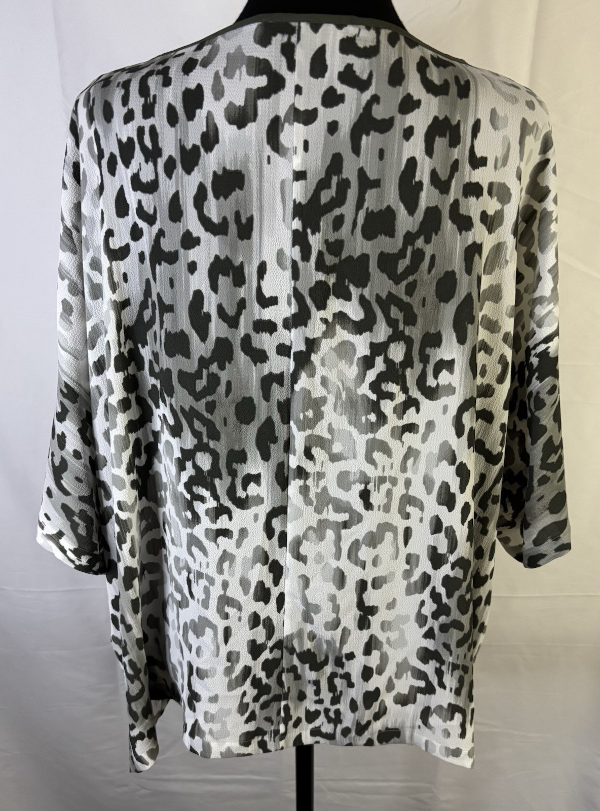 M&S Collection Grey Animal Print Blouse UK 22 EUR 50 Lightweight Loose Fit Top